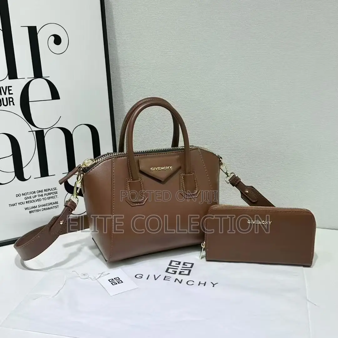 Givenchy Bag Available in Colours, Comes With Extra Purse Big Size
