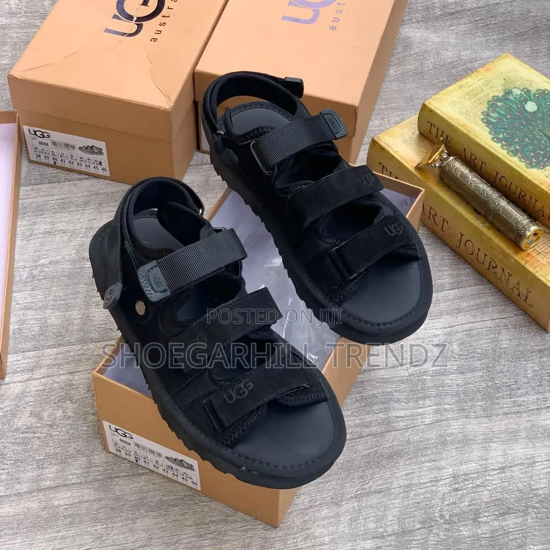 Ugg Mens Crisscross Palm Sandals