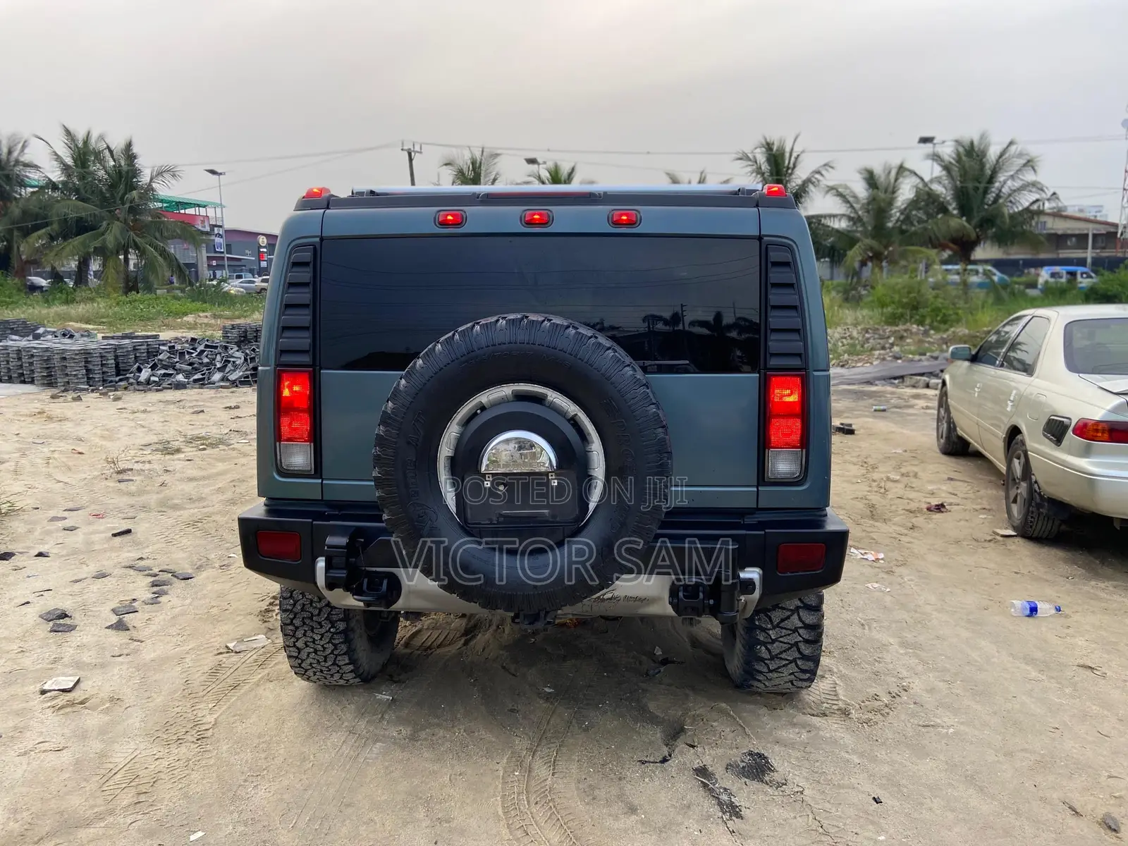 Hummer H2 SUV Adventure 2009 Green