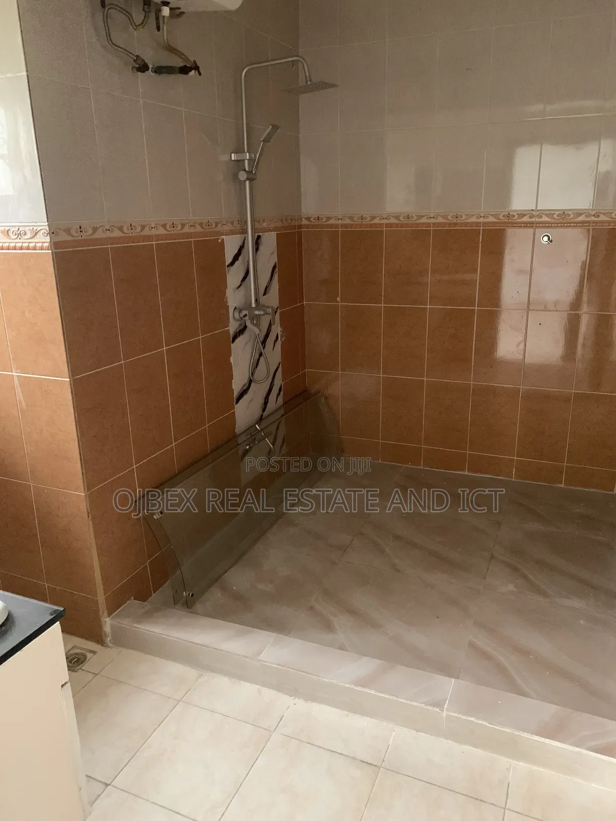 Furnished 3bdrm Block of Flats in Abijo Gra, Ajah for rent