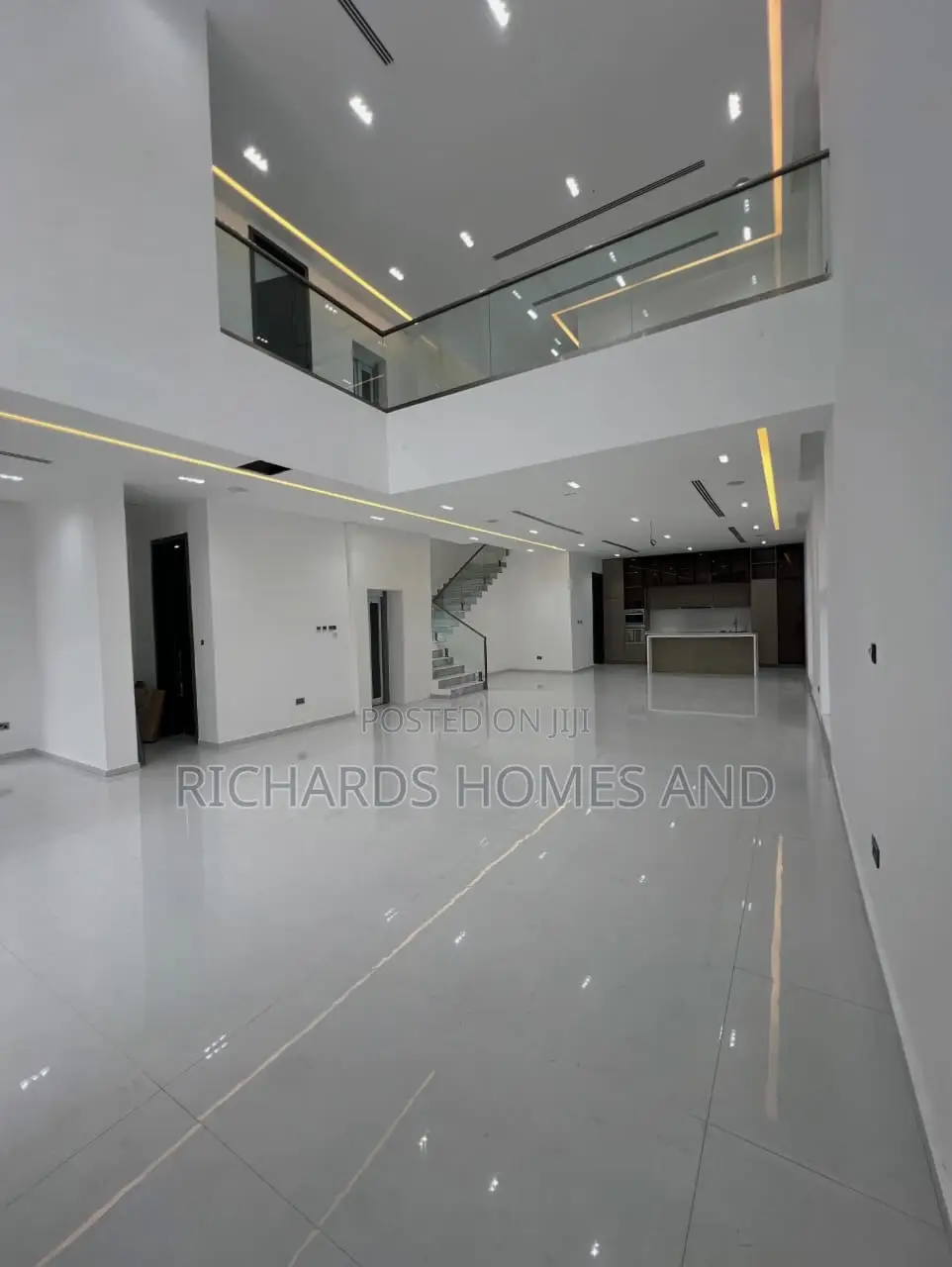 5bdrm Duplex in Old Ikoyi for sale