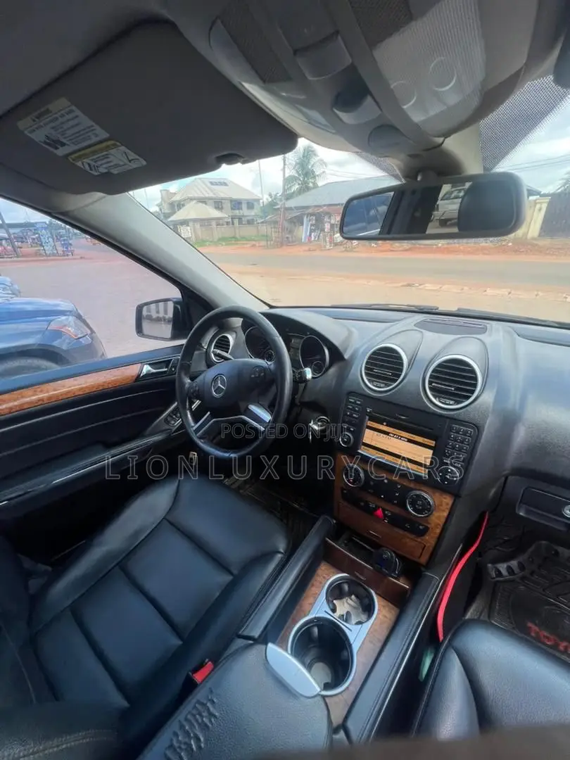 Mercedes-Benz M Class 2010 Black
