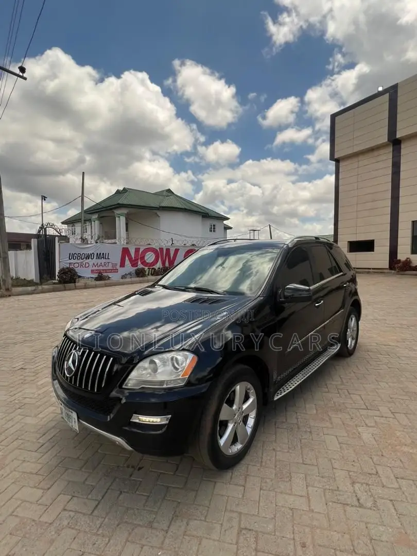 Mercedes-Benz M Class 2010 Black