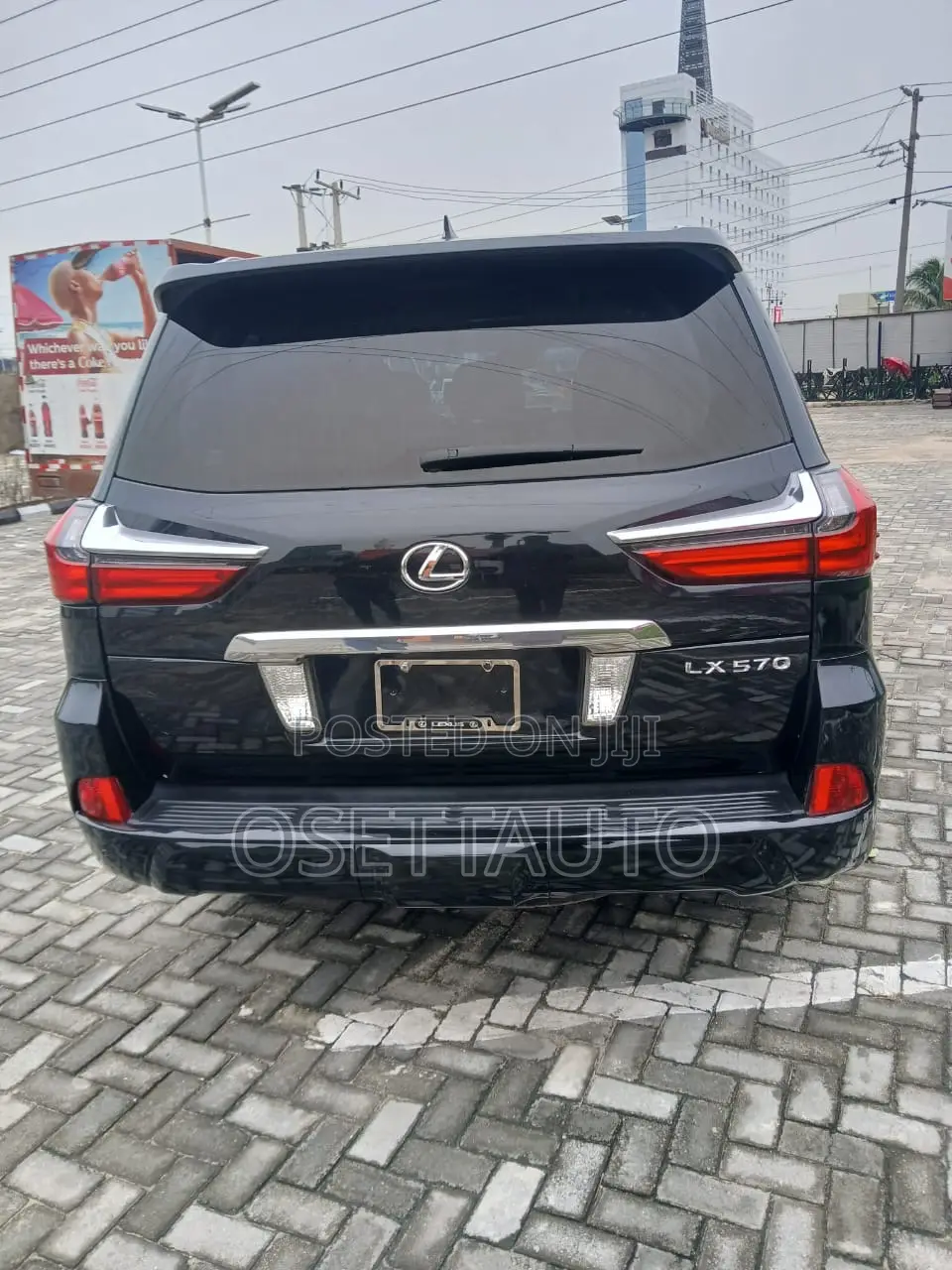 Lexus LX 570 (5 seats) AWD 2017 Black