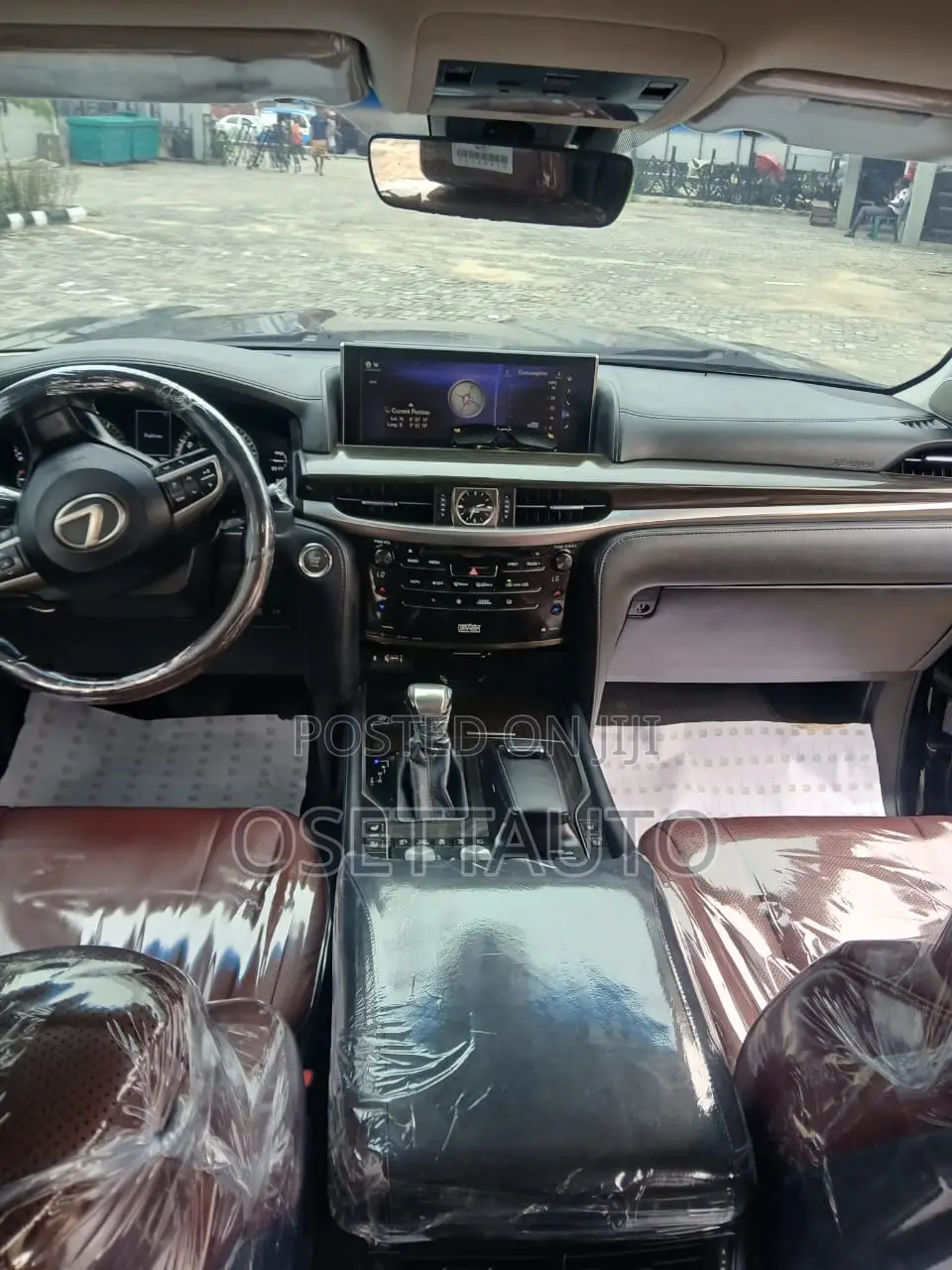 Lexus LX 570 (5 seats) AWD 2017 Black
