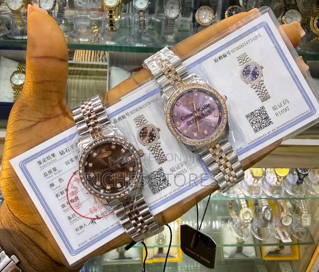 Crown Kallie Watch Comes With Box and Manual