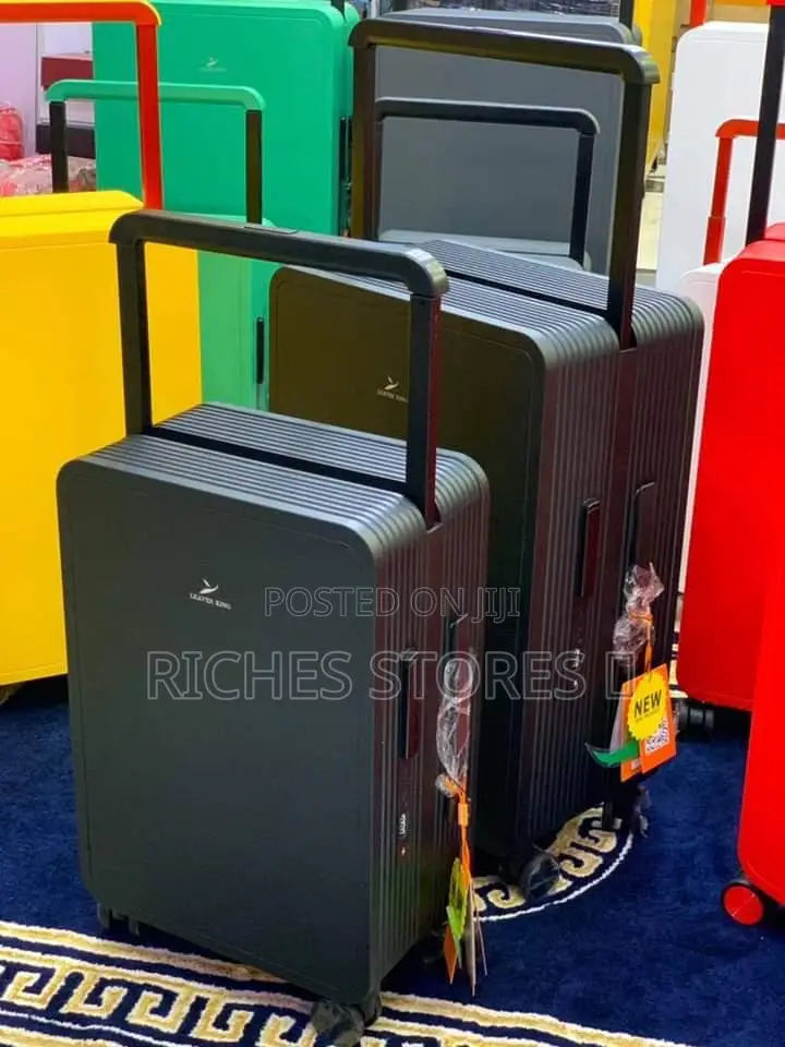 Leaves Kings Luxury Luggage Set