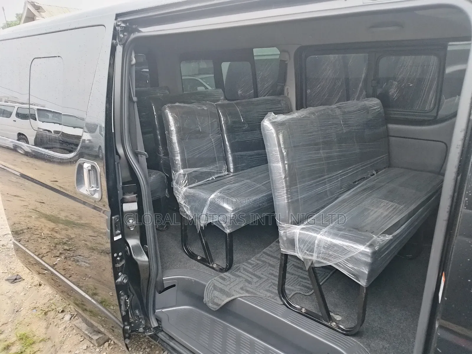 Direct Tokunbo Hiace Bus Hummer, 2016.