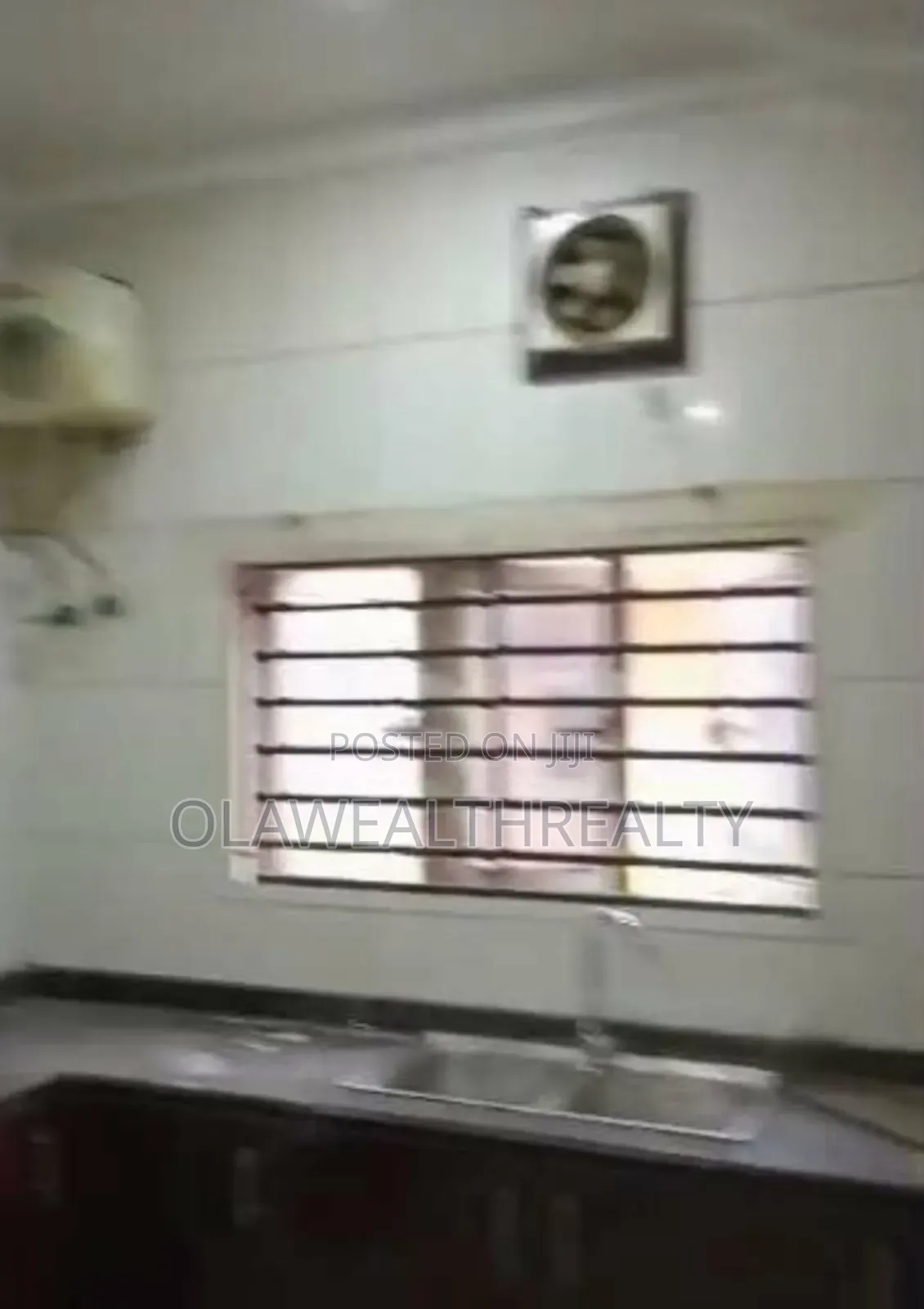 3bdrm Apartment in Gwarinpa for rent