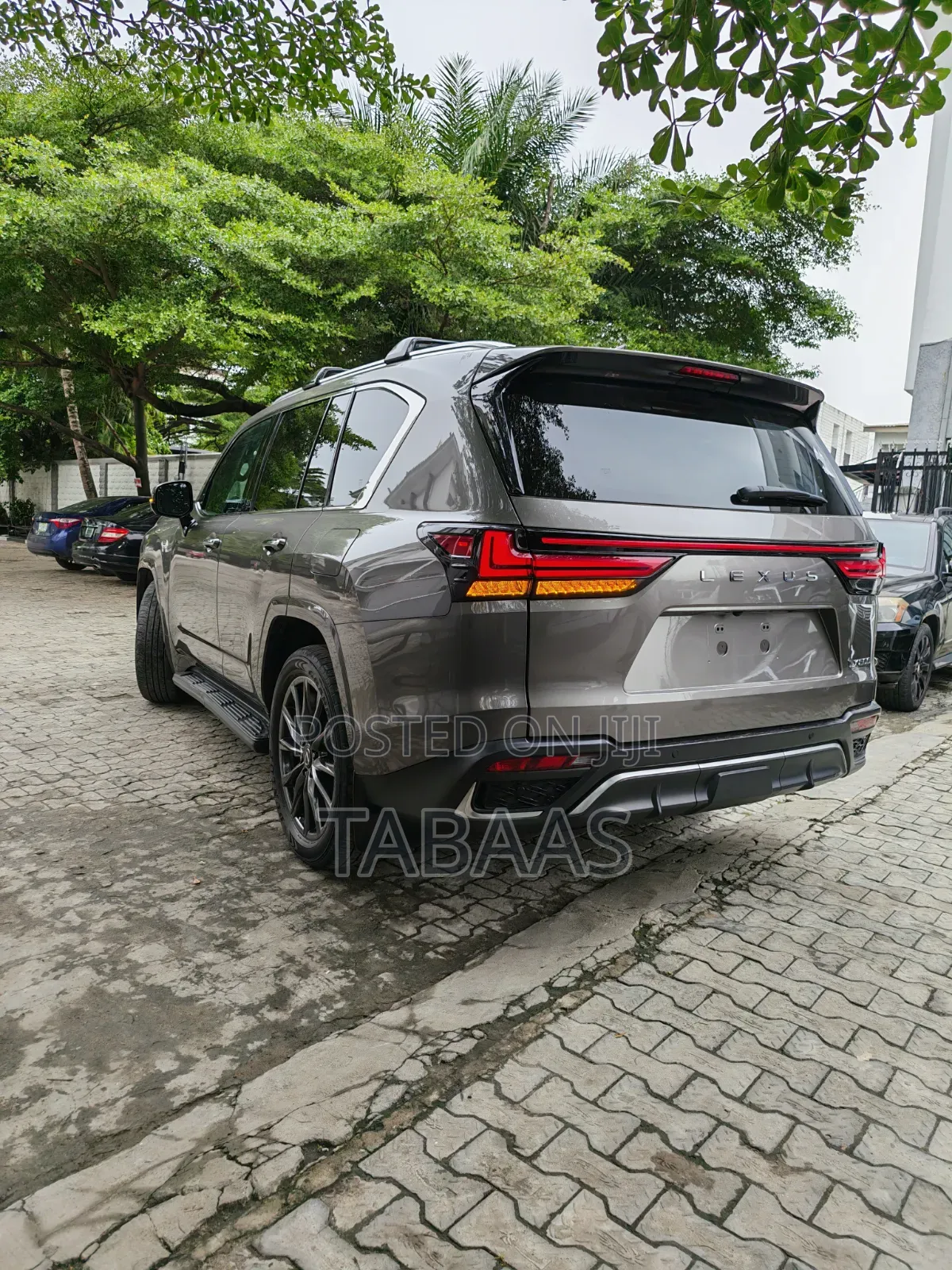 Lexus LX 600 2022 Gray