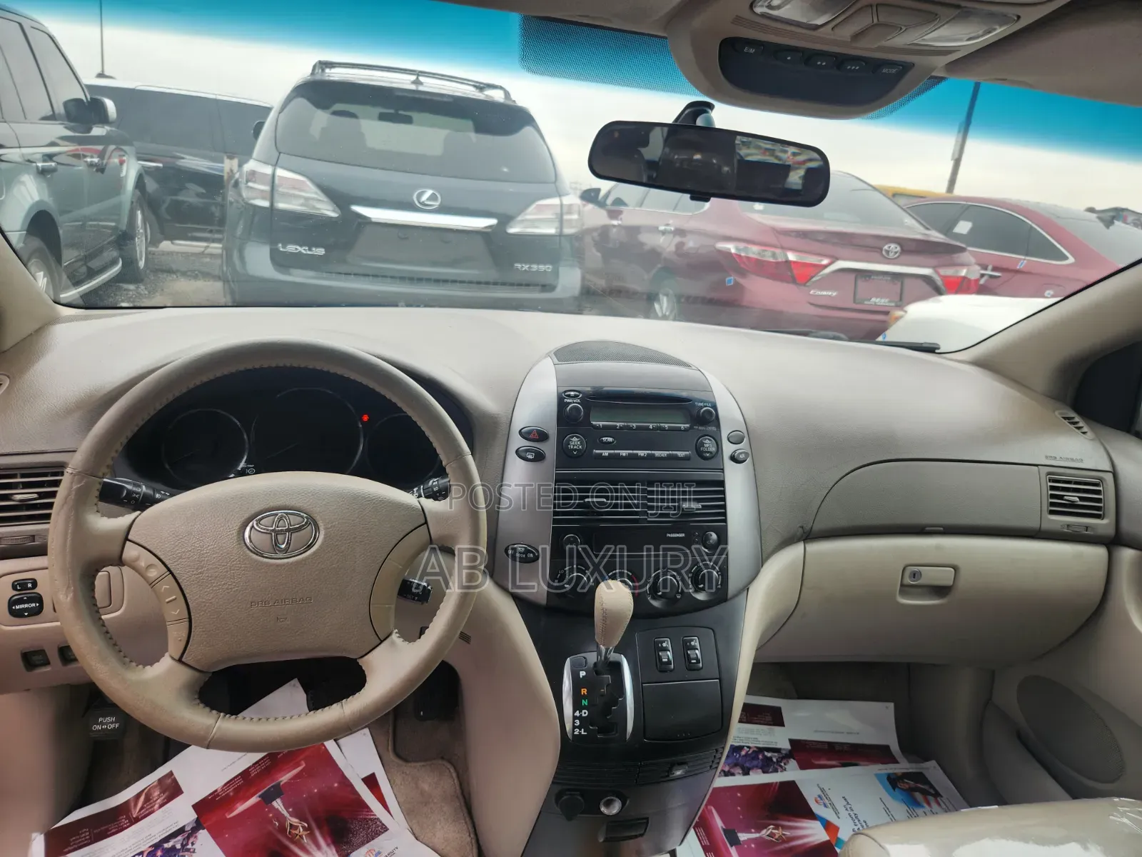 Toyota Sienna LE 2008 Gold