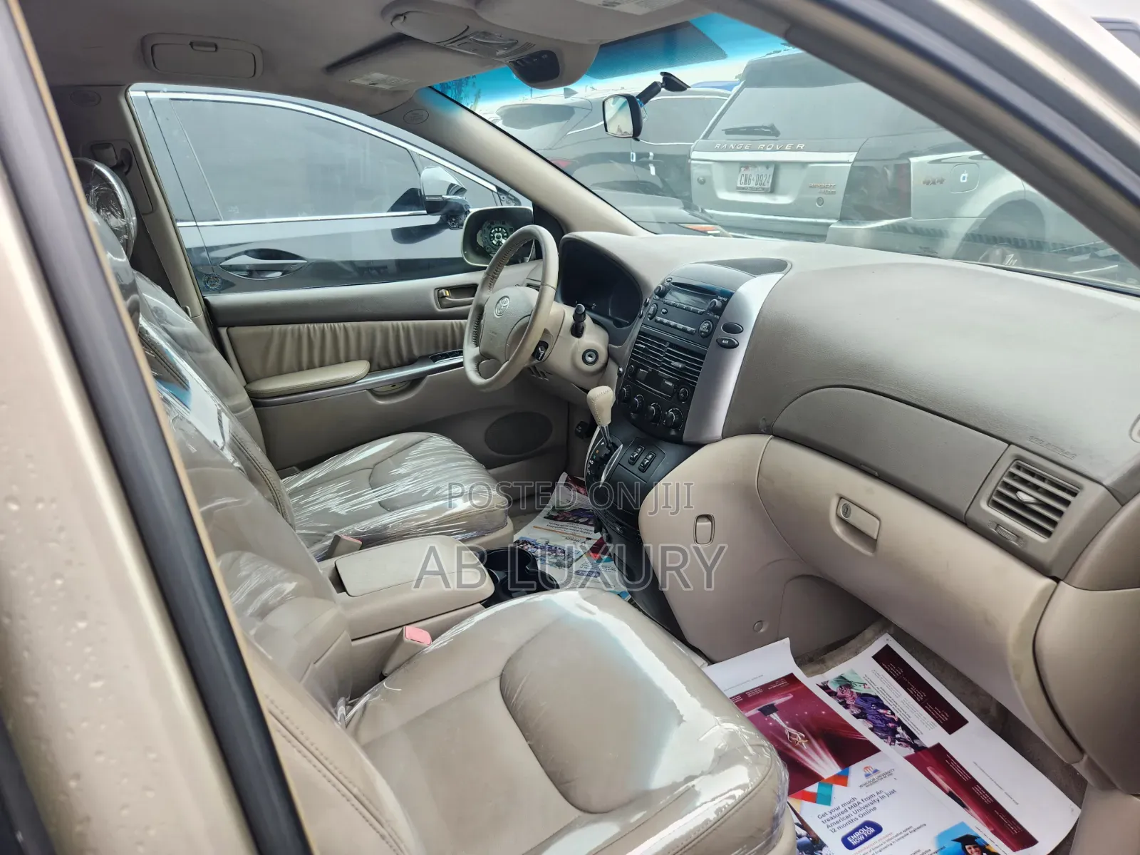 Toyota Sienna LE 2008 Gold