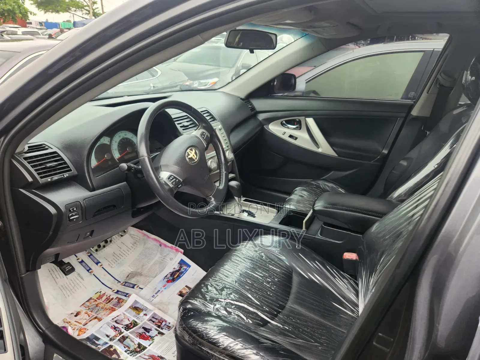 Toyota Camry SE V6 4dr Sedan (3.5L 6cyl 6AM) 2010 Gray