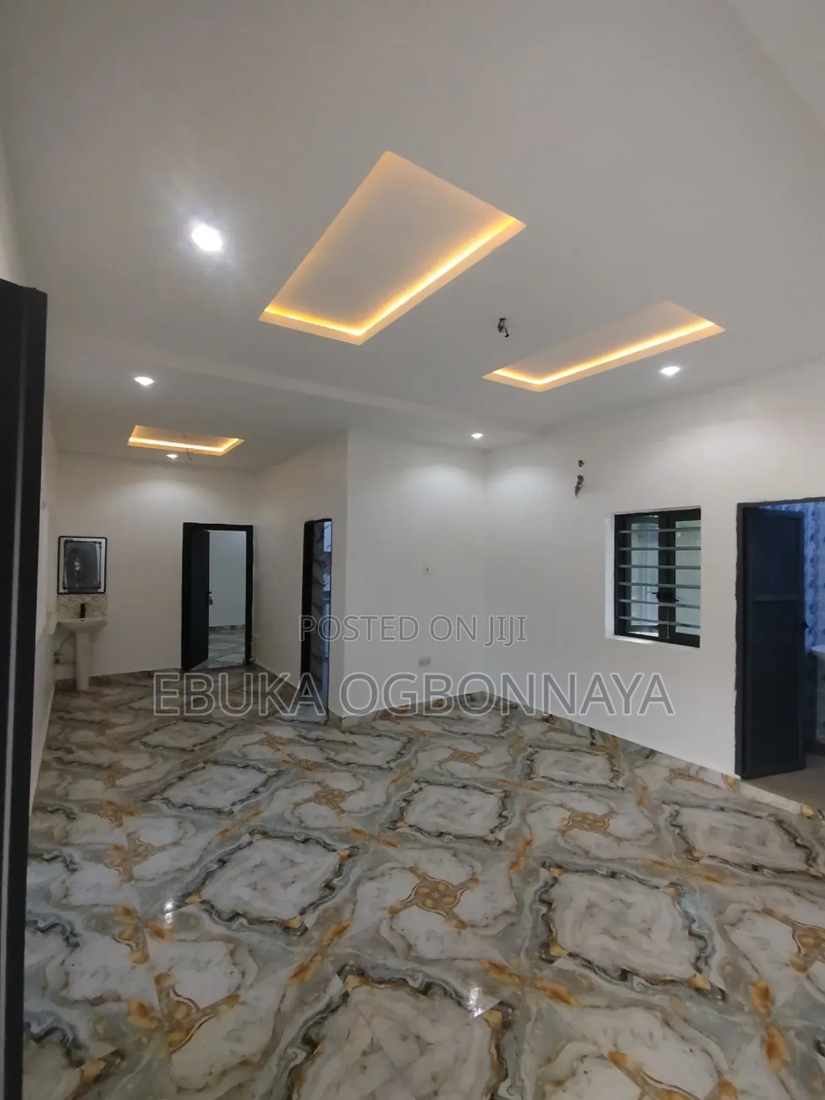 4bdrm Duplex in Sars Road, Obio-Akpor for rent