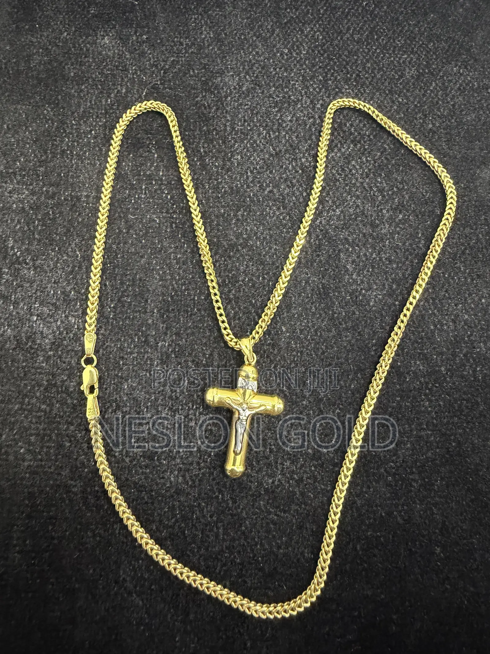 Italy 750 Tested 18karat Gold Franco Design With Crucifix