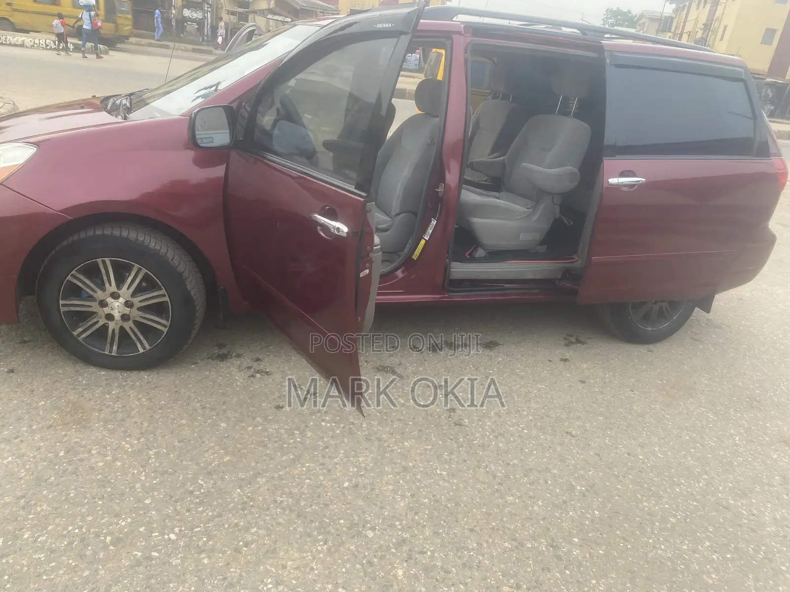 Toyota Sienna 2006 Burgundy