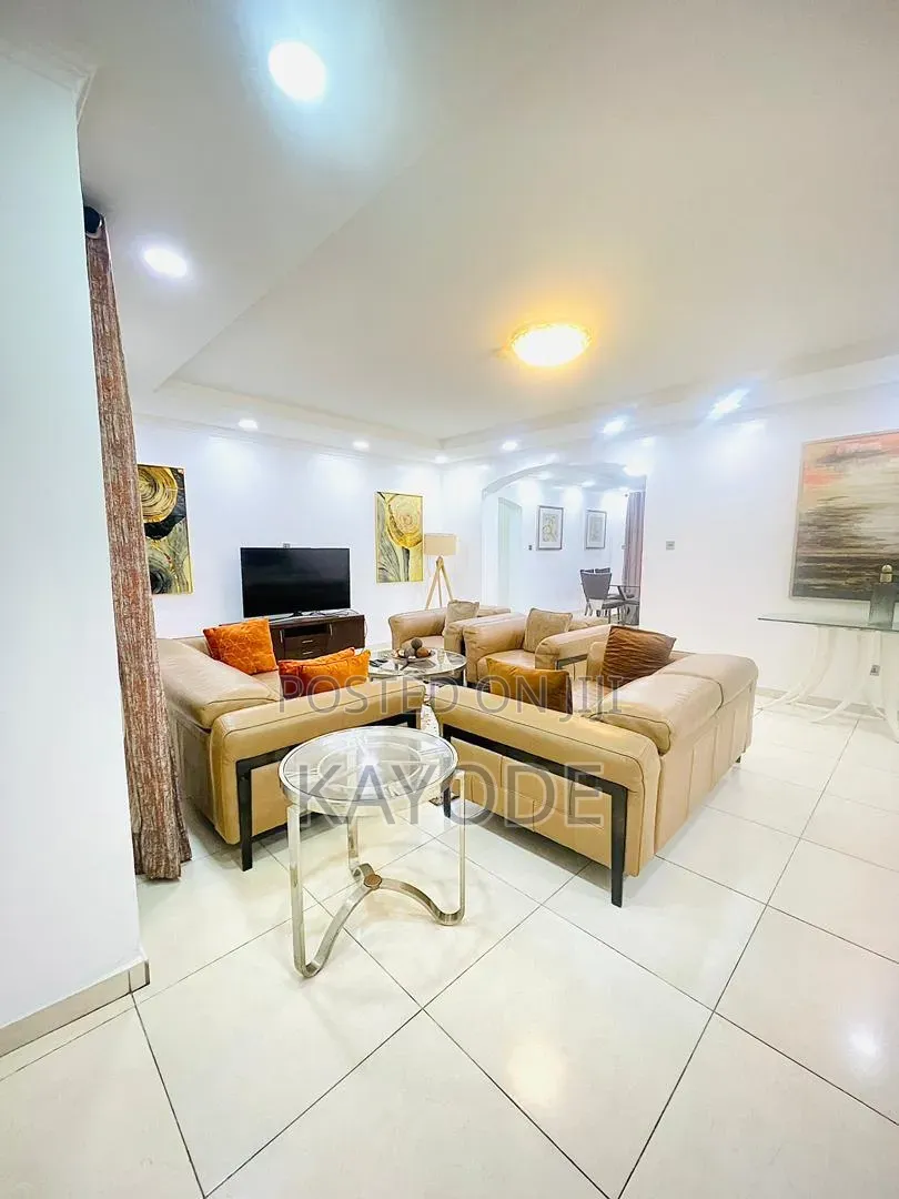 Luxurious 3 Bedroom Apartment With Pool, Snooker Gym