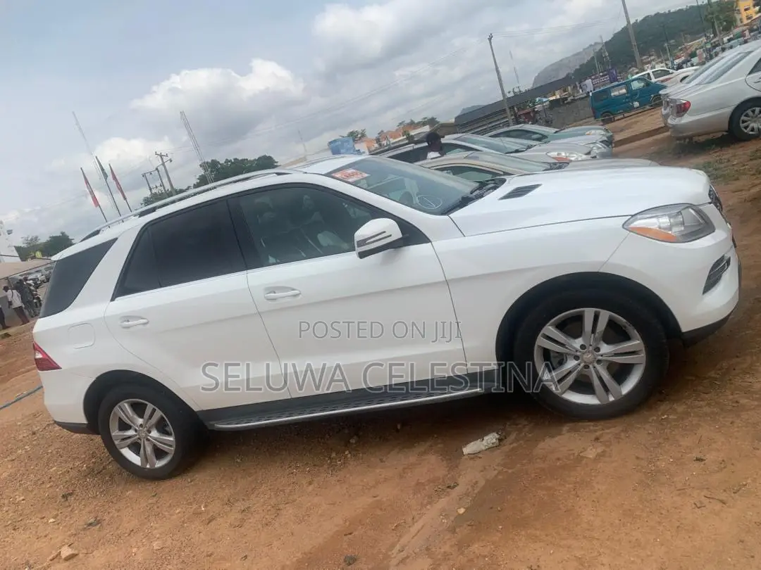 Mercedes-Benz M Class ML350 4dr SUV (3.5L 6cyl 7A) 2014 White