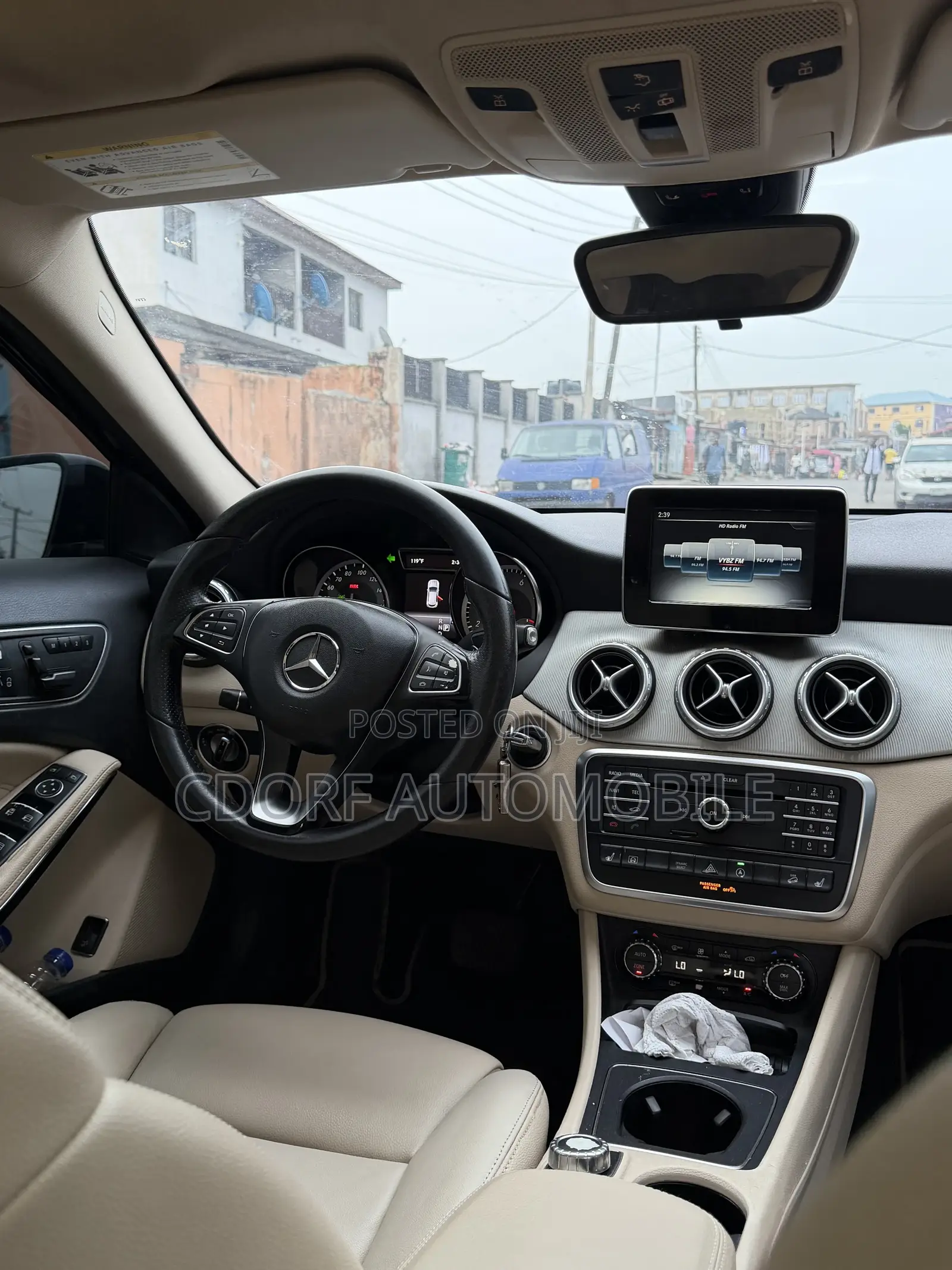 Mercedes-Benz GLA 250 2017 Blue