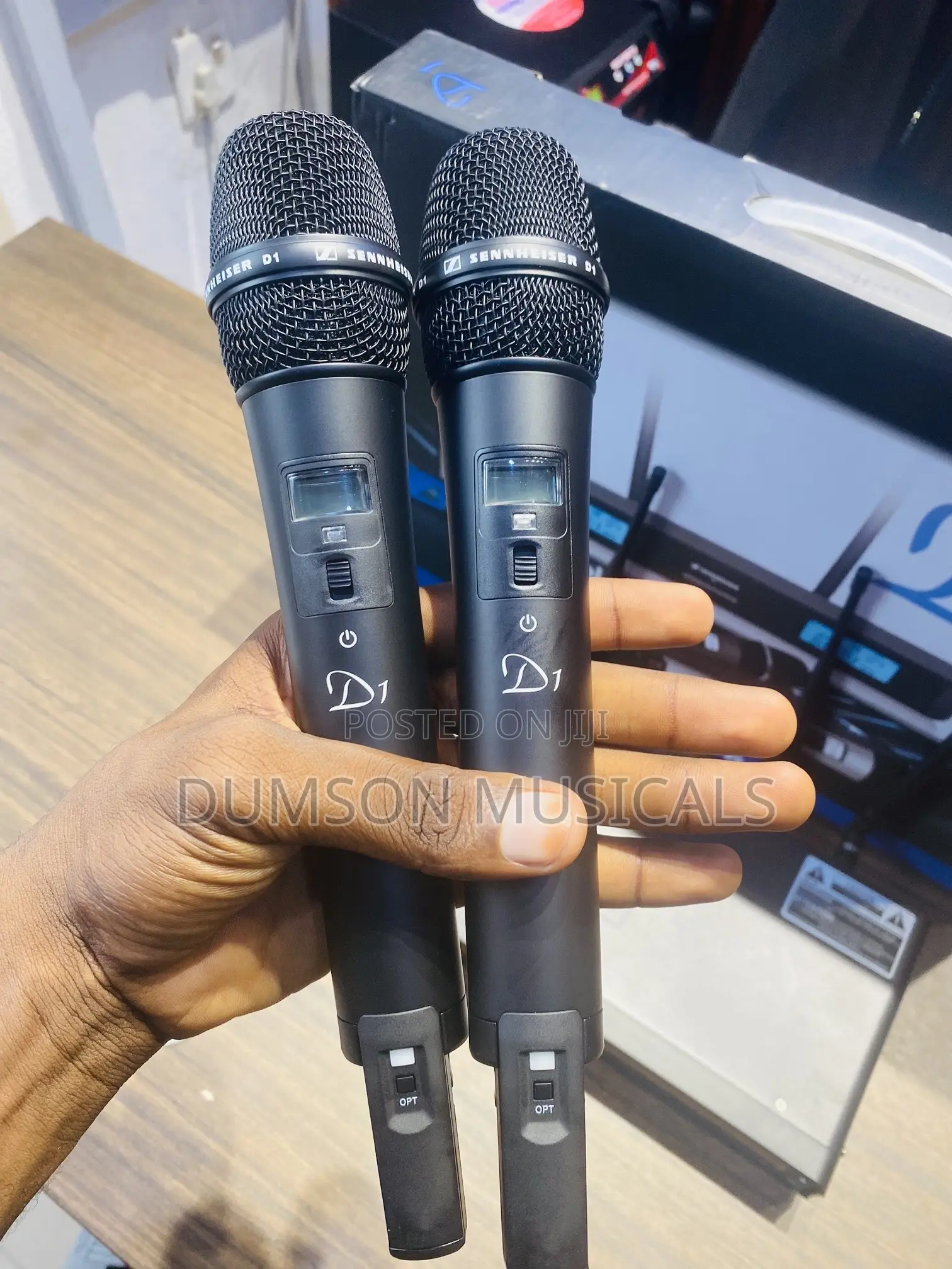 D1 2 Handles Sennheiser Wireless Microphone Uhf