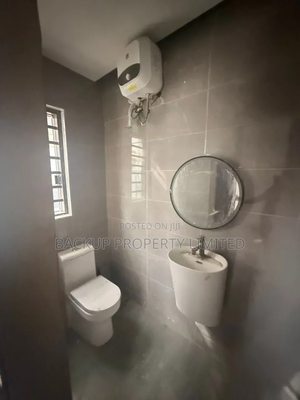 4bdrm Duplex in Onike for sale