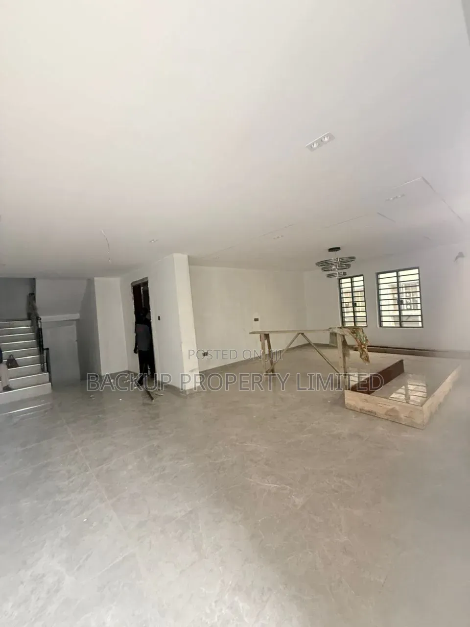 2bdrm Apartment in Onike for sale