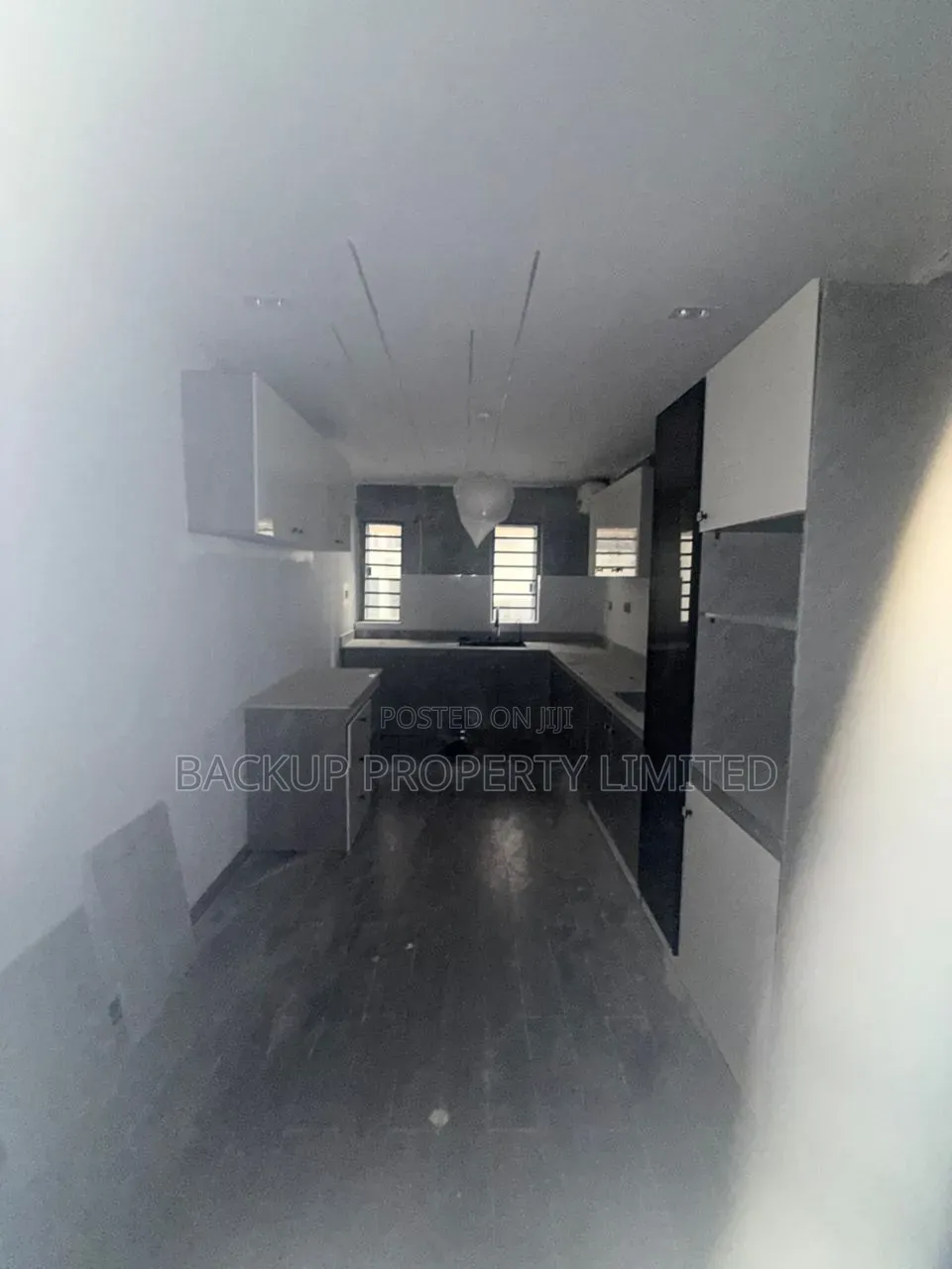 2bdrm Apartment in Onike for sale