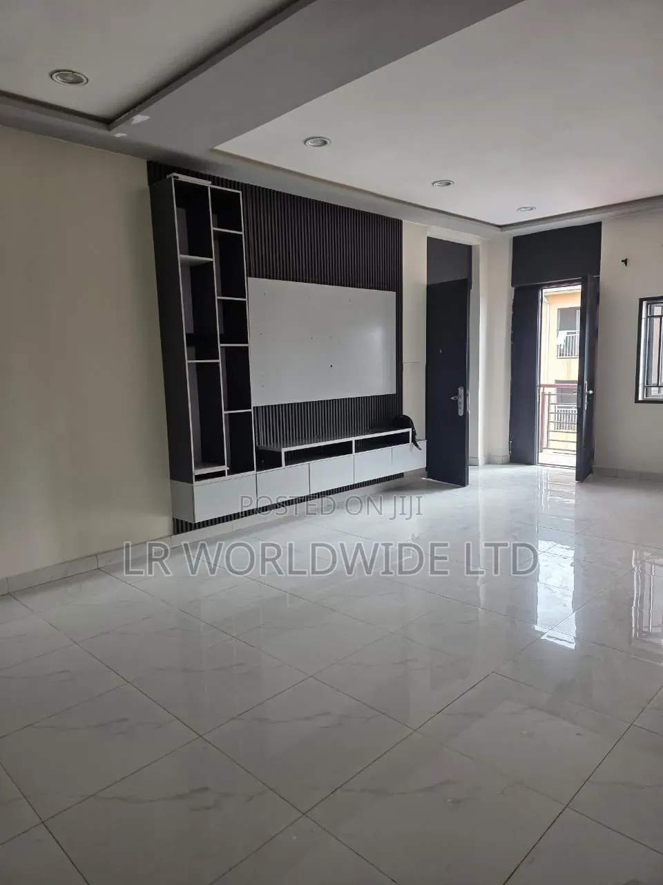 2bdrm Block of Flats in Sabon Lugbe for sale