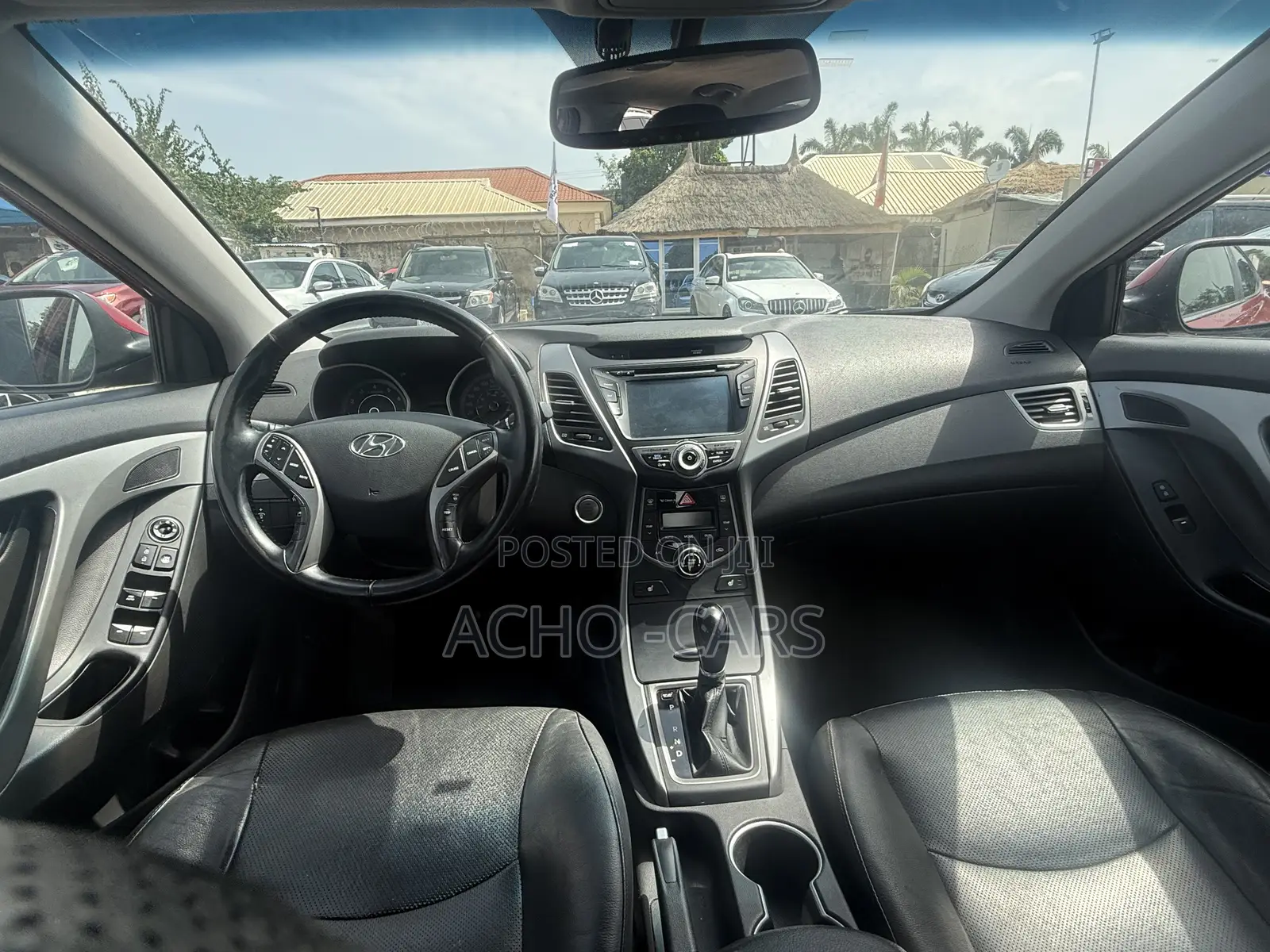 Hyundai Elantra 2012 Red