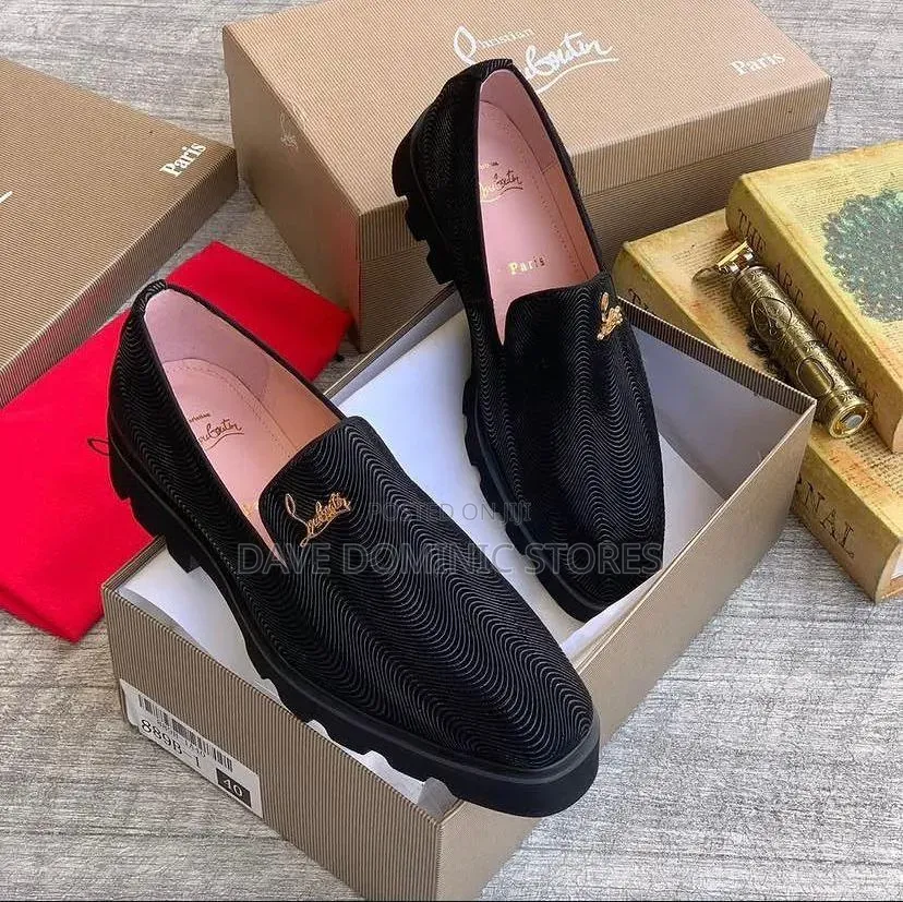 High Quality Christian Louboutin Luxury Leather Shoe