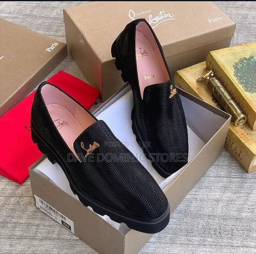 High Quality Christian Louboutin Luxury Leather Shoe