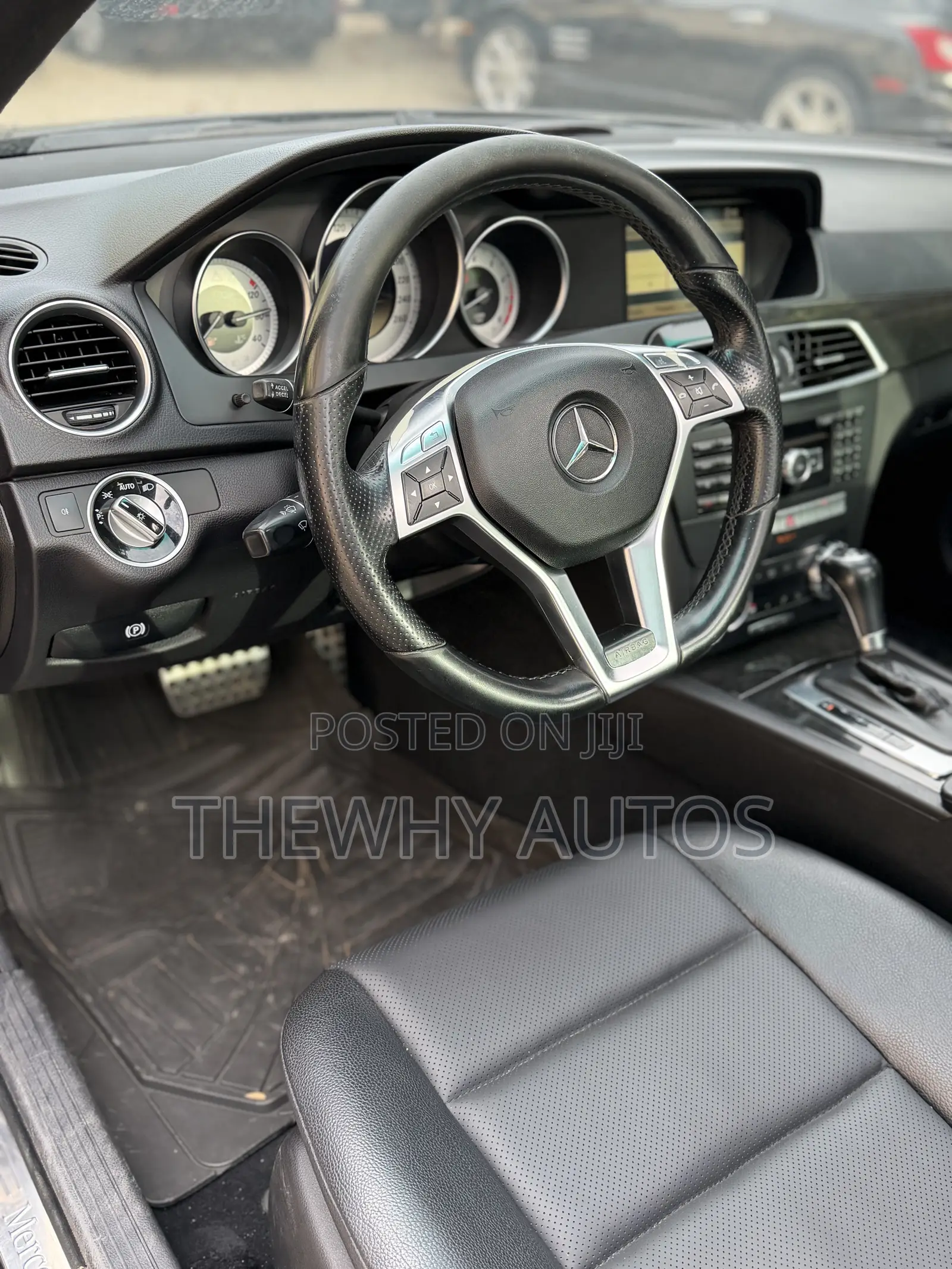 Mercedes-Benz C300 Sport 4Matic Sedan AWD (3.0L 6cyl 7A) 2012 Black