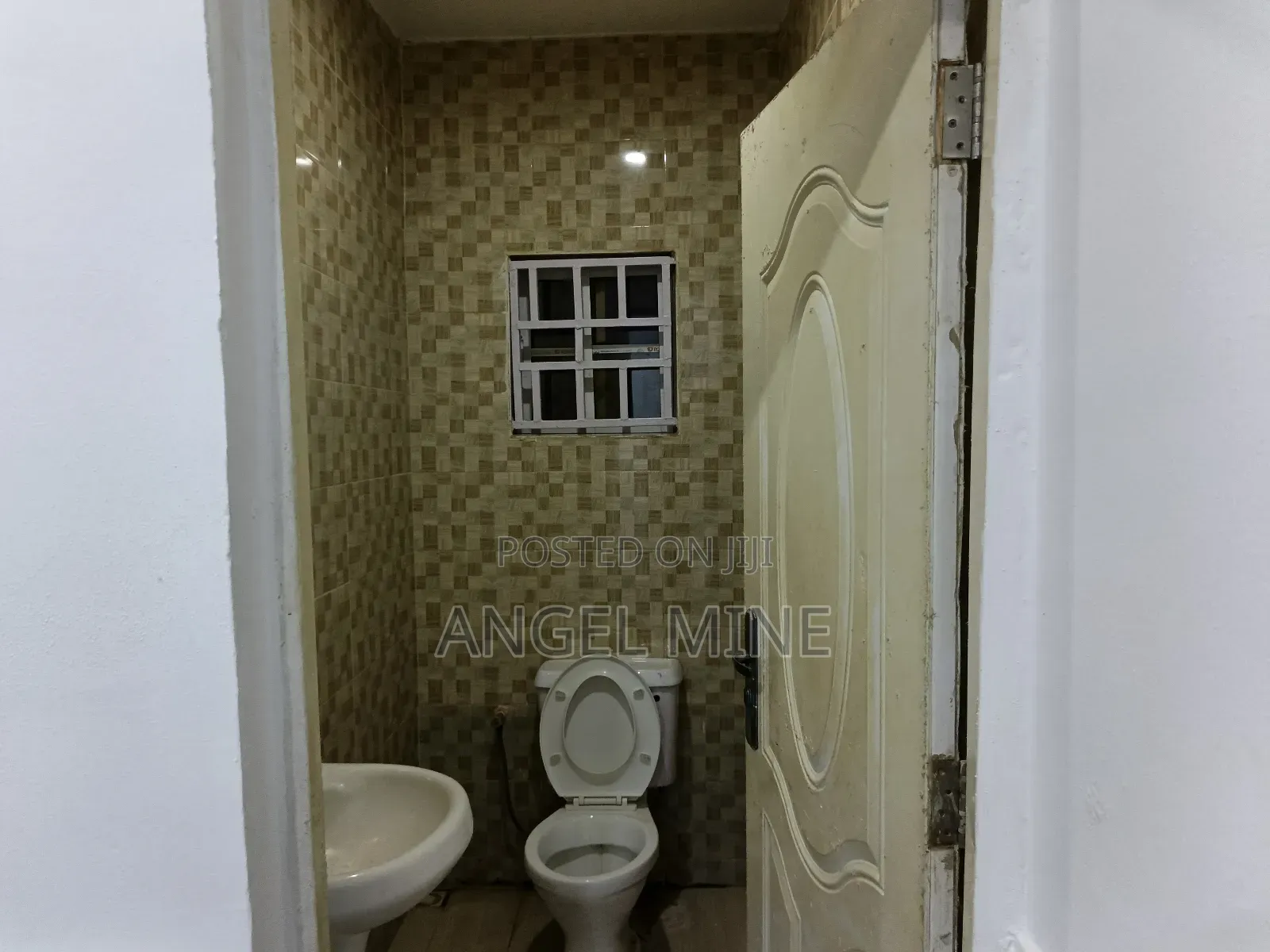 Furnished 1bdrm Bungalow in Aleiyta, Zone E, FHA for sale