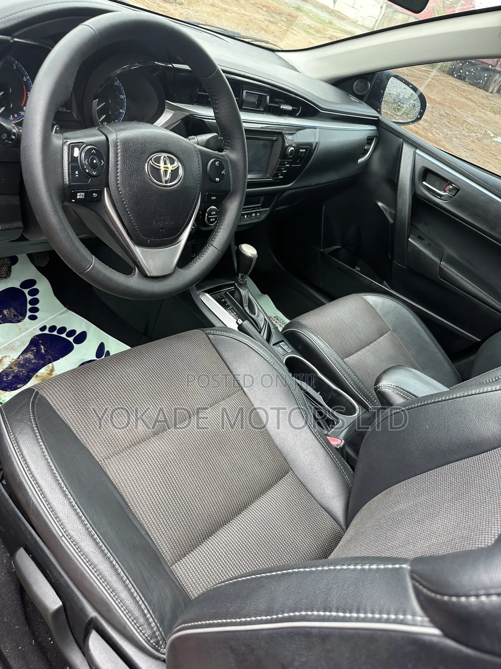Toyota Corolla S Plus 4dr Sedan (1.8L 4cyl 6M) 2014 Red