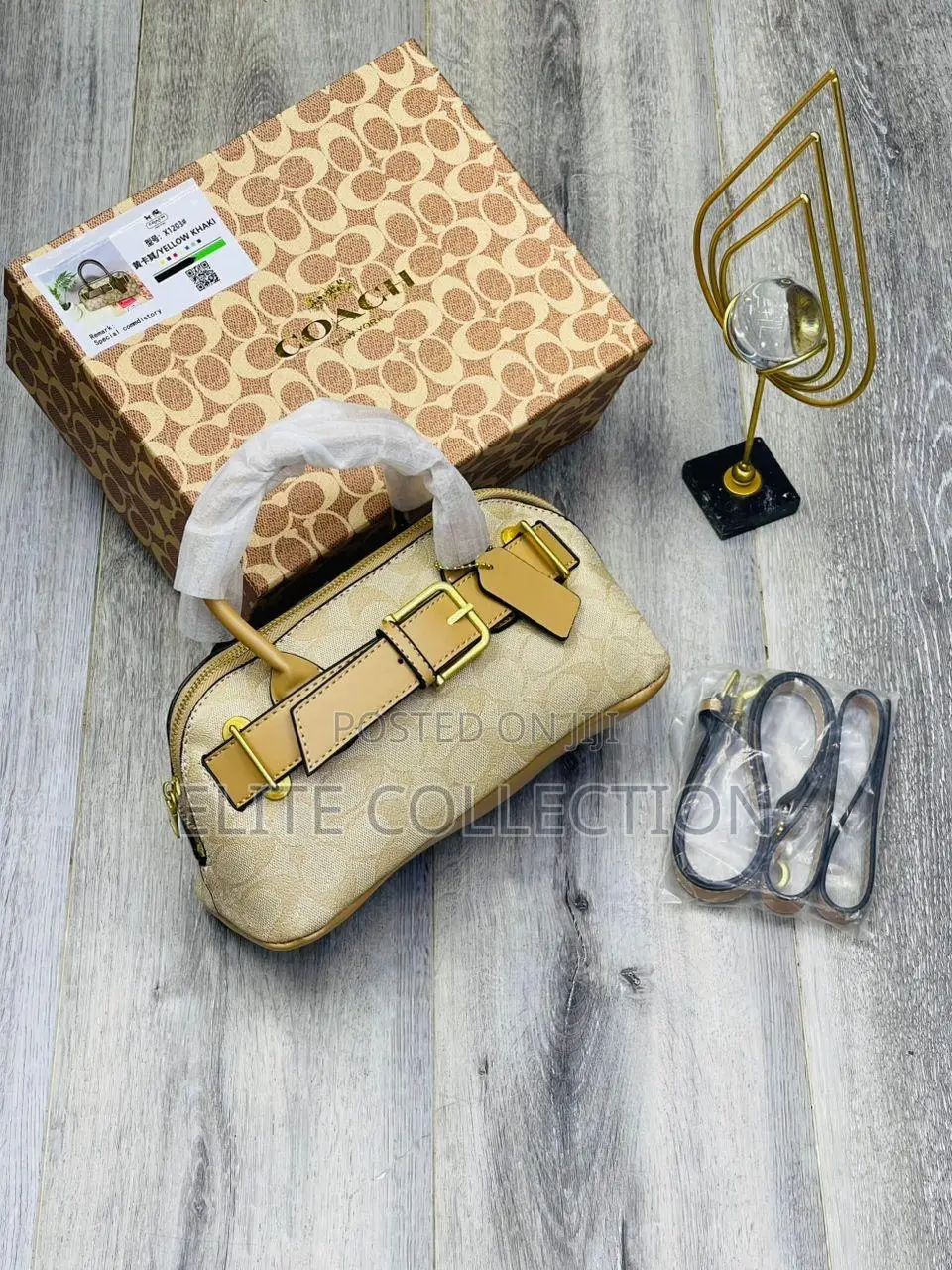 Quality Coach Bag Medium Size Boxed Coach Bag Available