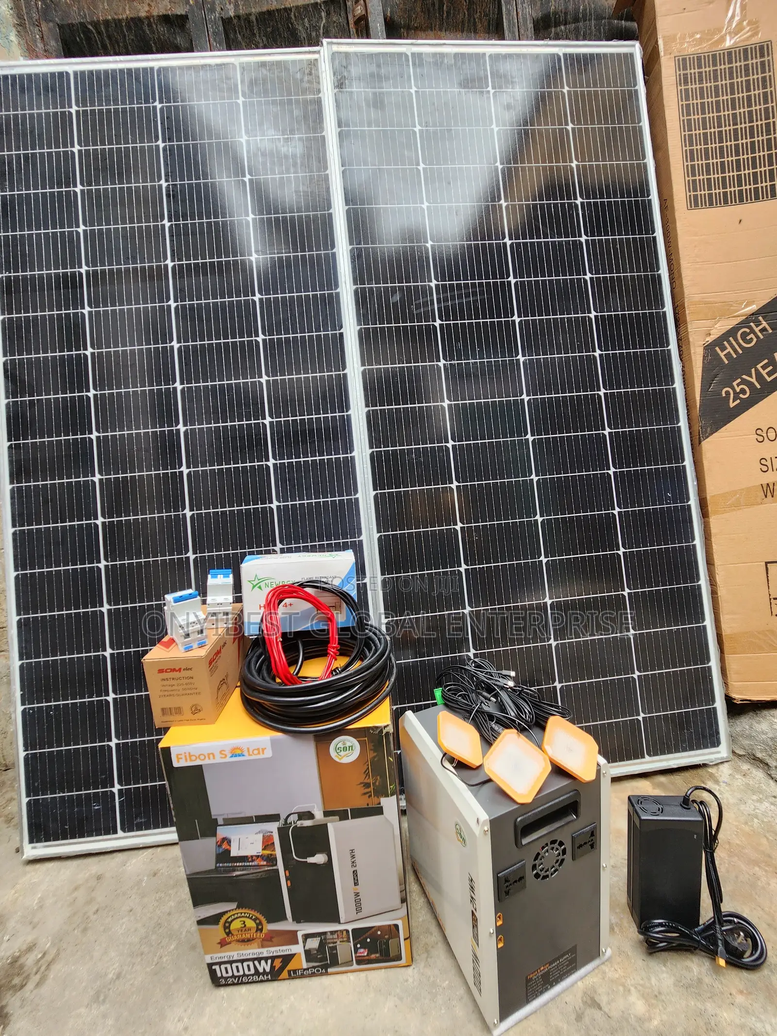 2kwh+1000watts Solar Generator Comes Unit 300watts Panel,Adapter,Bulbs