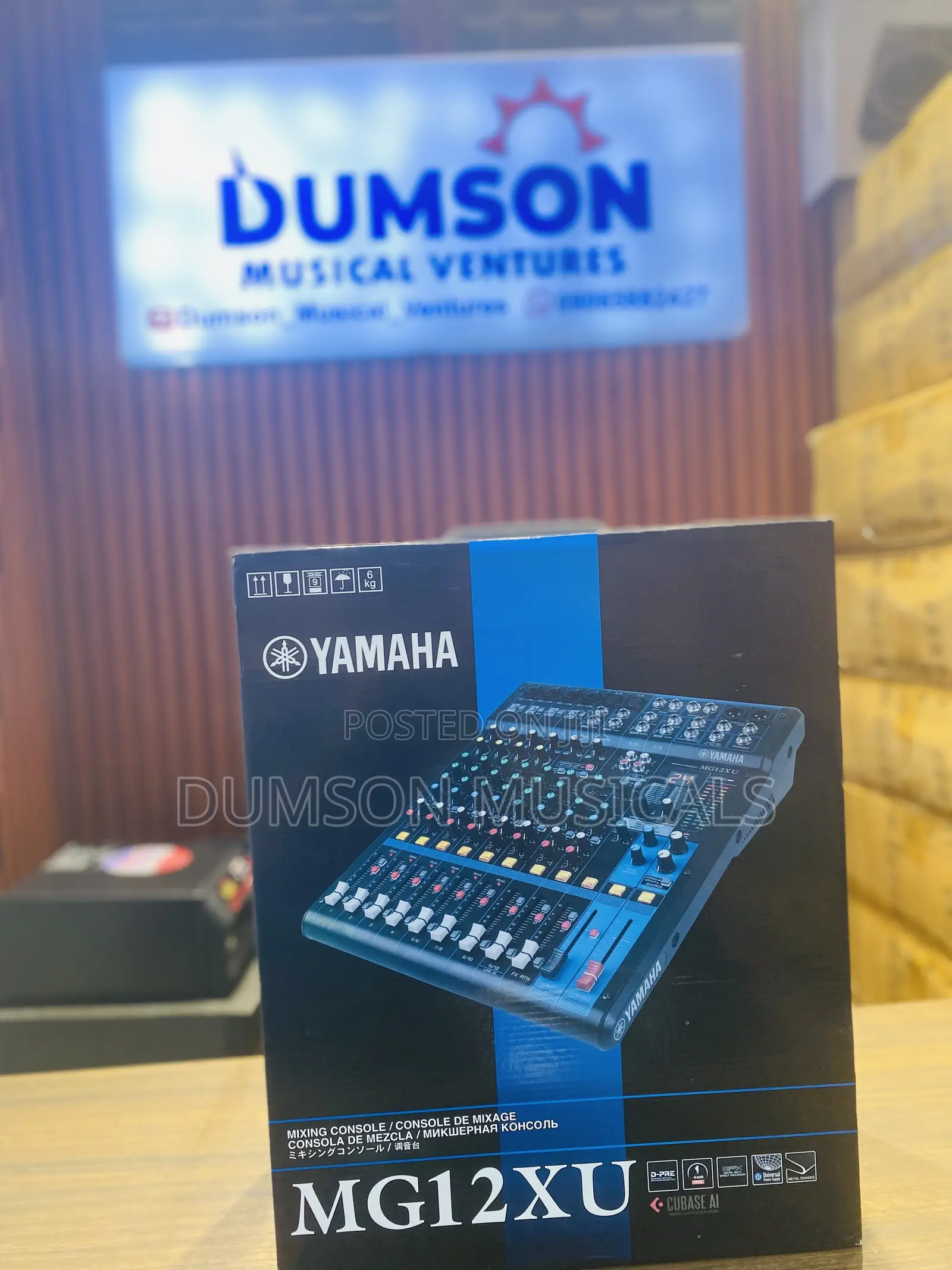 Yamaha Mg12xu Analogue 12channels Mixer