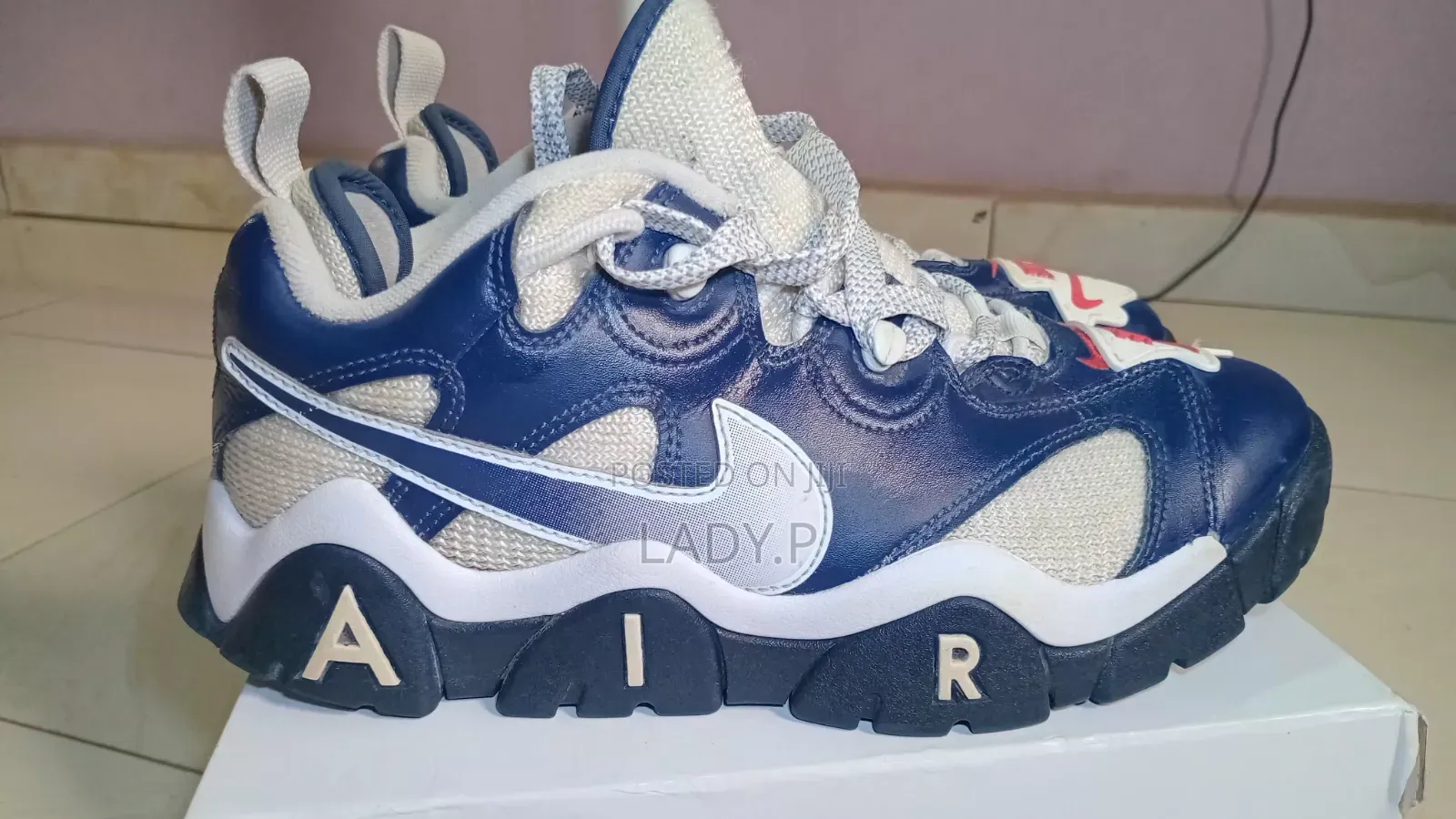 Original Nike Sneakers -Size 42