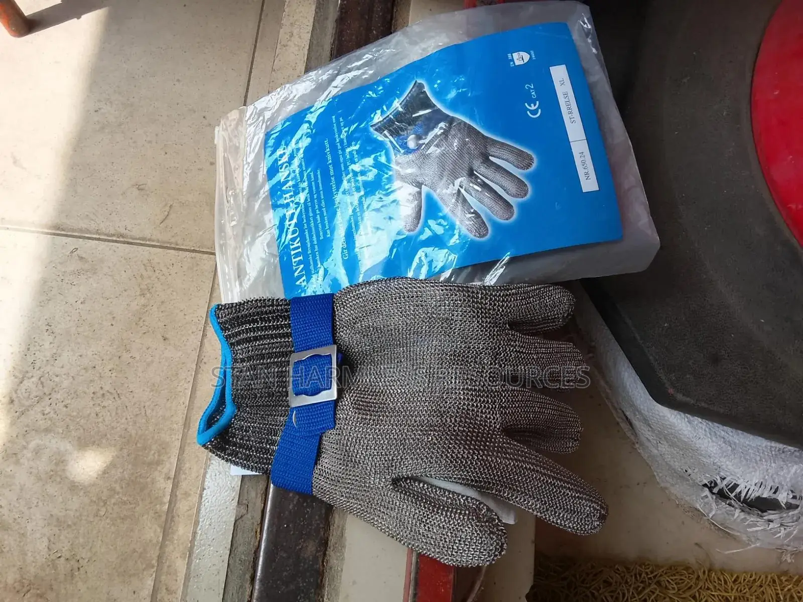 Butcher's Hand Glove