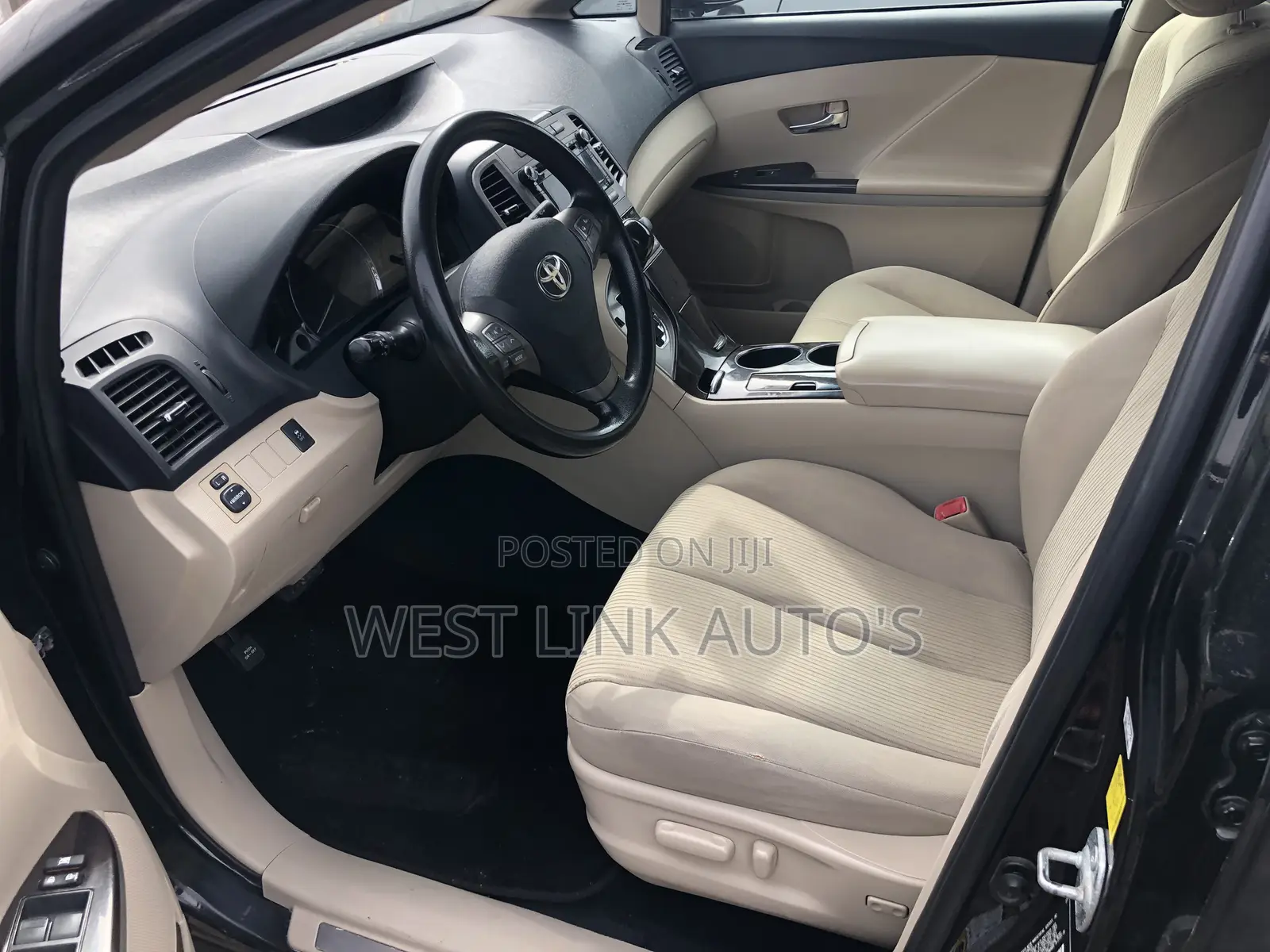 Toyota Venza XLE 2010 Black