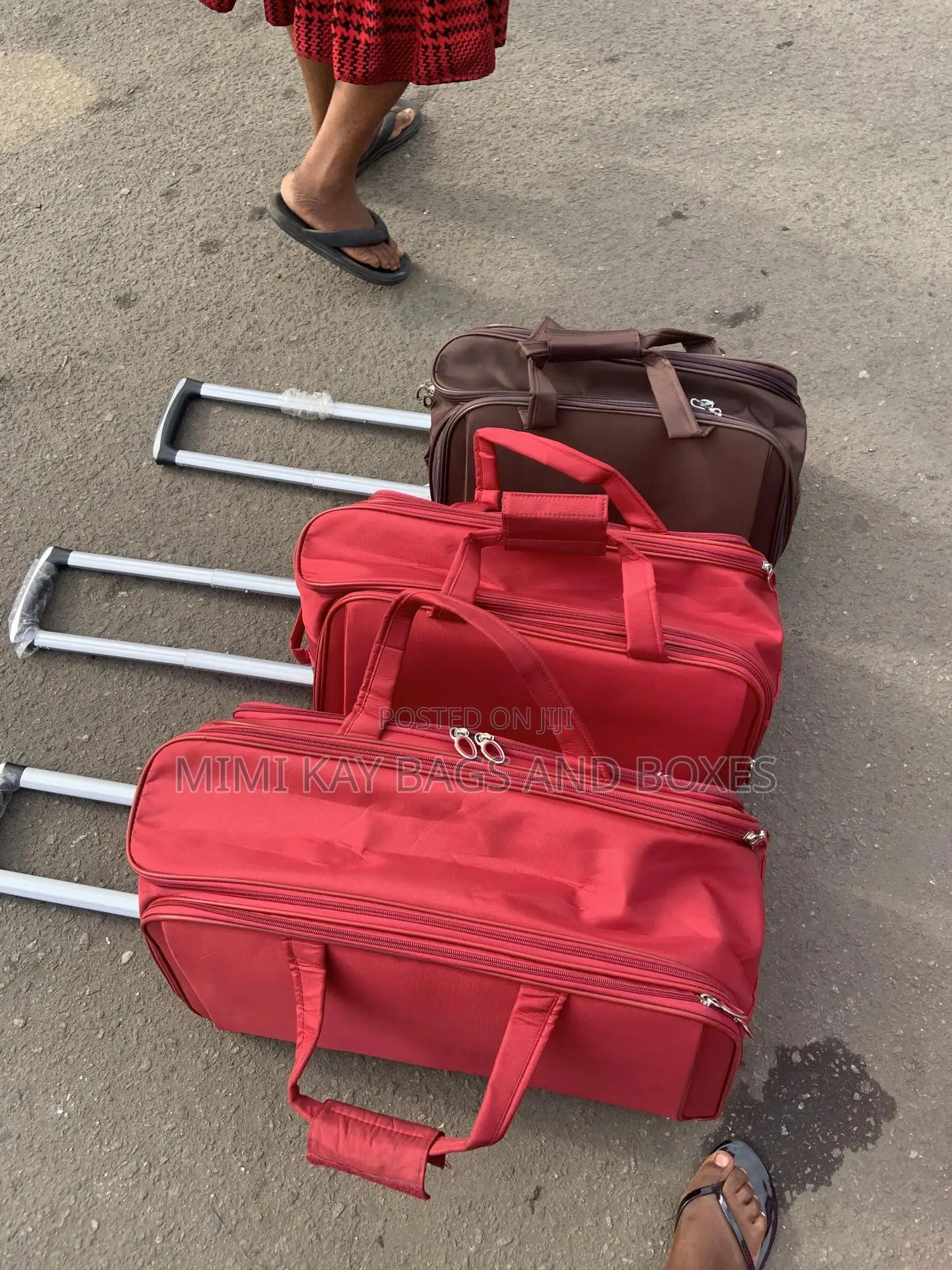 Rolling Traveling Bags 40000 for Small Size