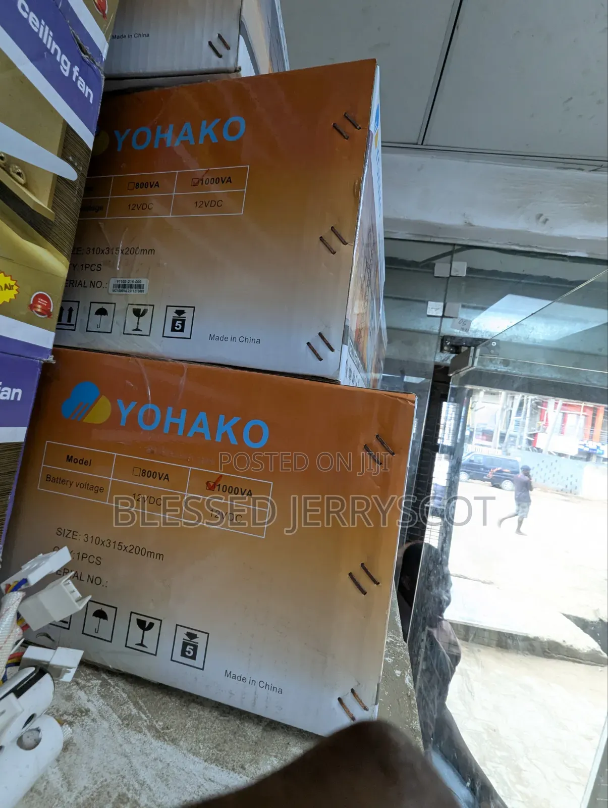 Yohako 1kva 12v Pure Sine Wave Solar Inverter Available in Stock.
