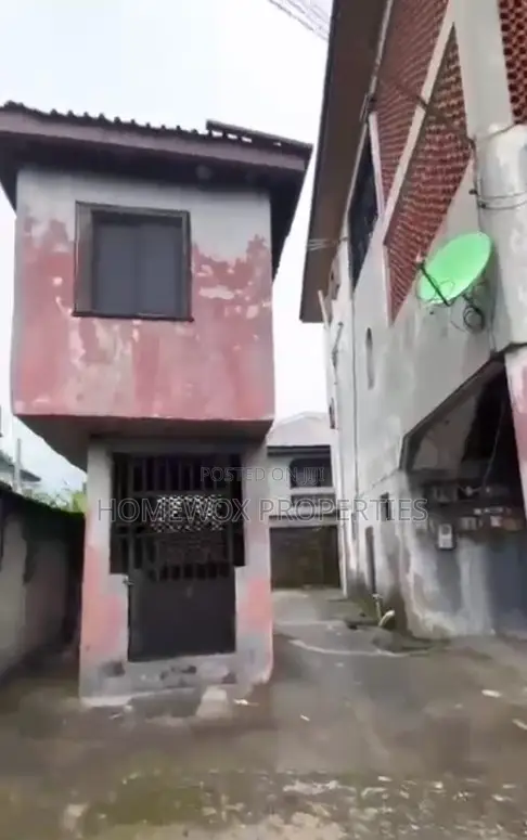 3bdrm Block of Flats in Uzoba for sale
