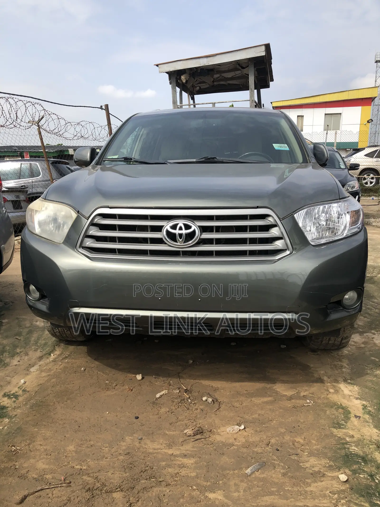 Toyota Highlander Base 2010