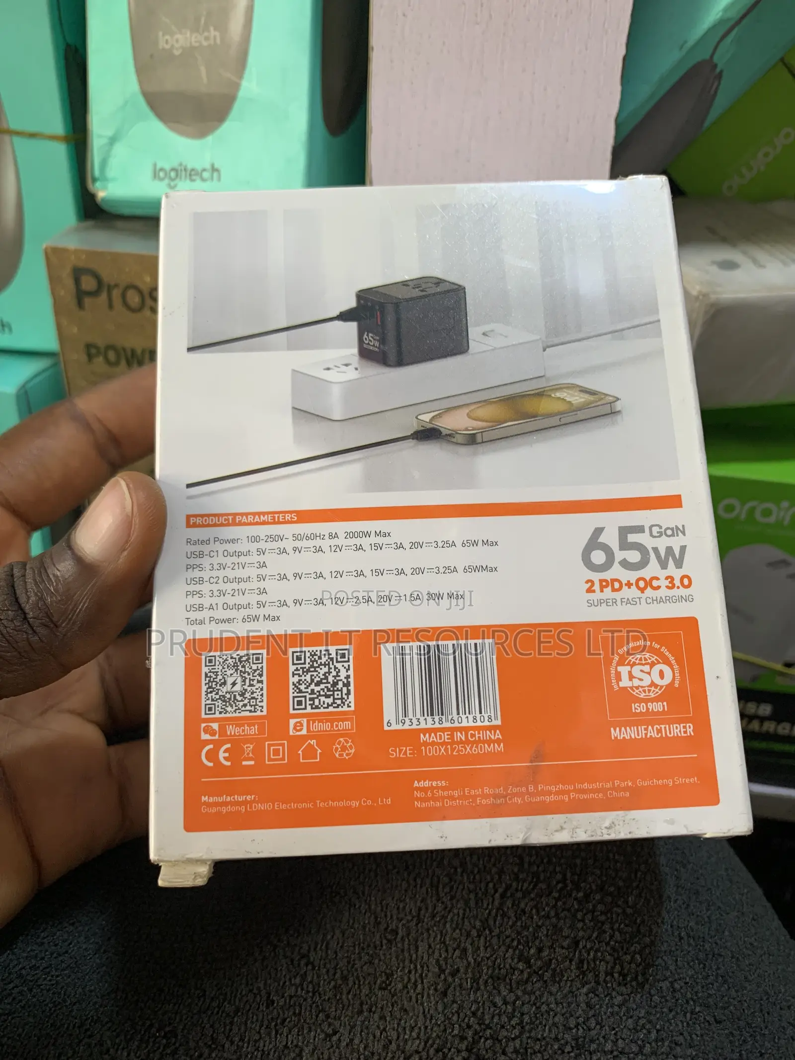 Ldnio Z6 Travel Adapter