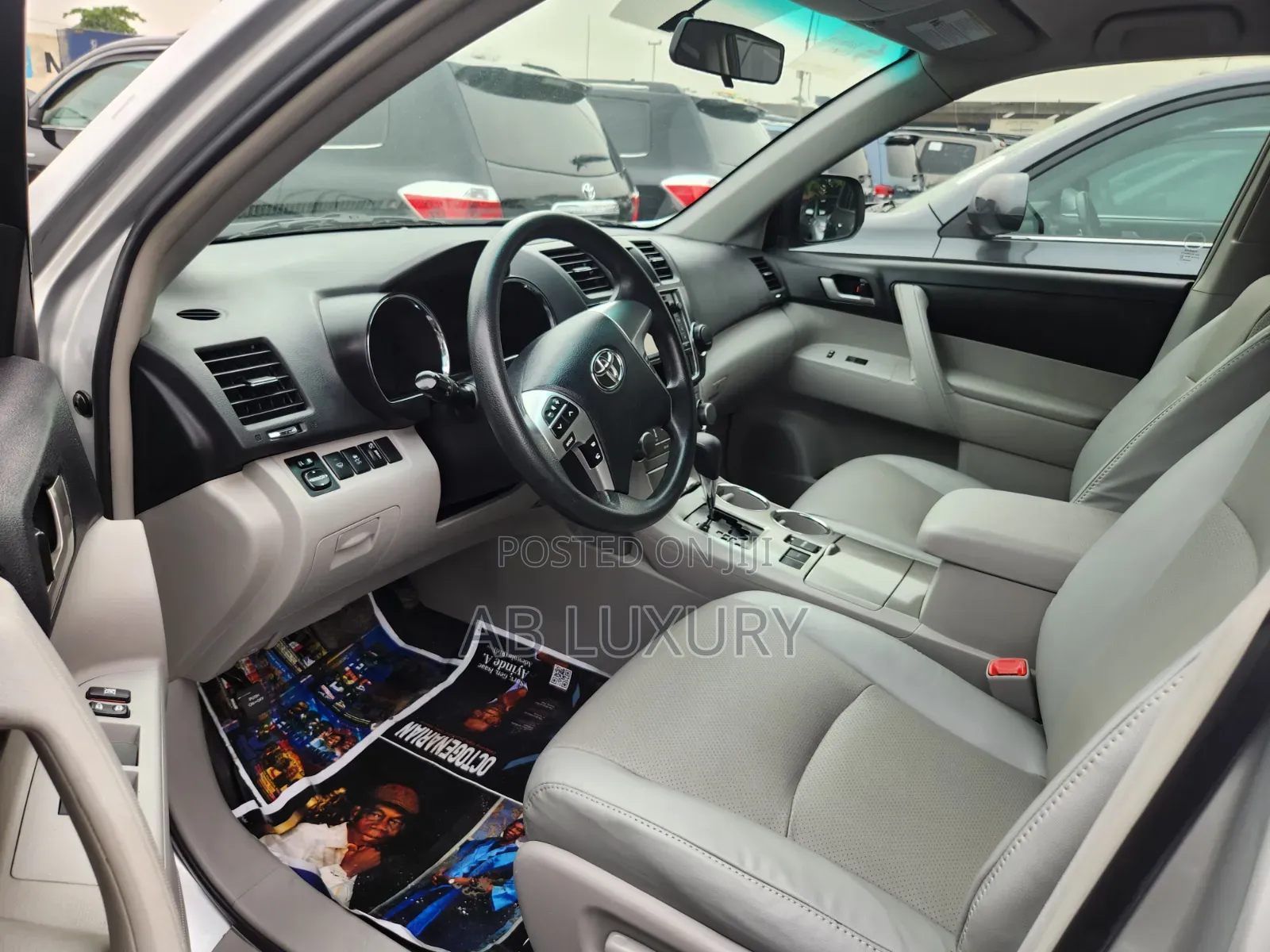 Toyota Highlander 3.5L 4WD 2013 Silver