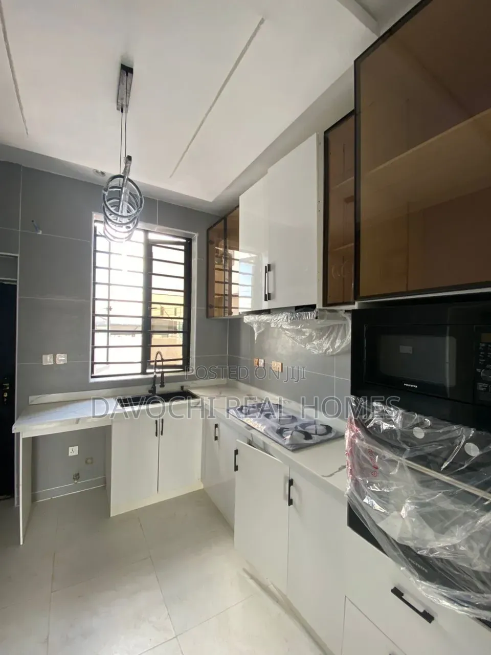 4bdrm Duplex in Ikota for sale