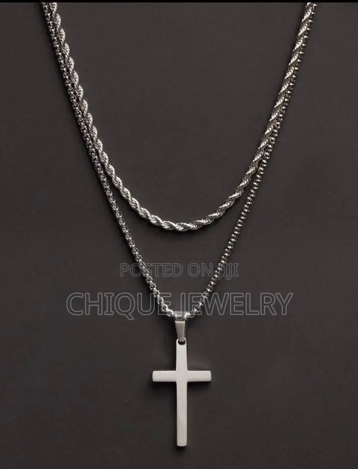 Twist Necklace