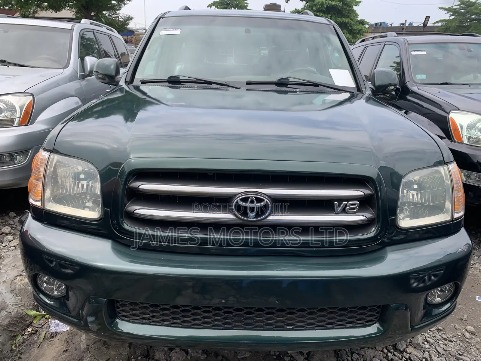 Toyota Sequoia 2004 Green