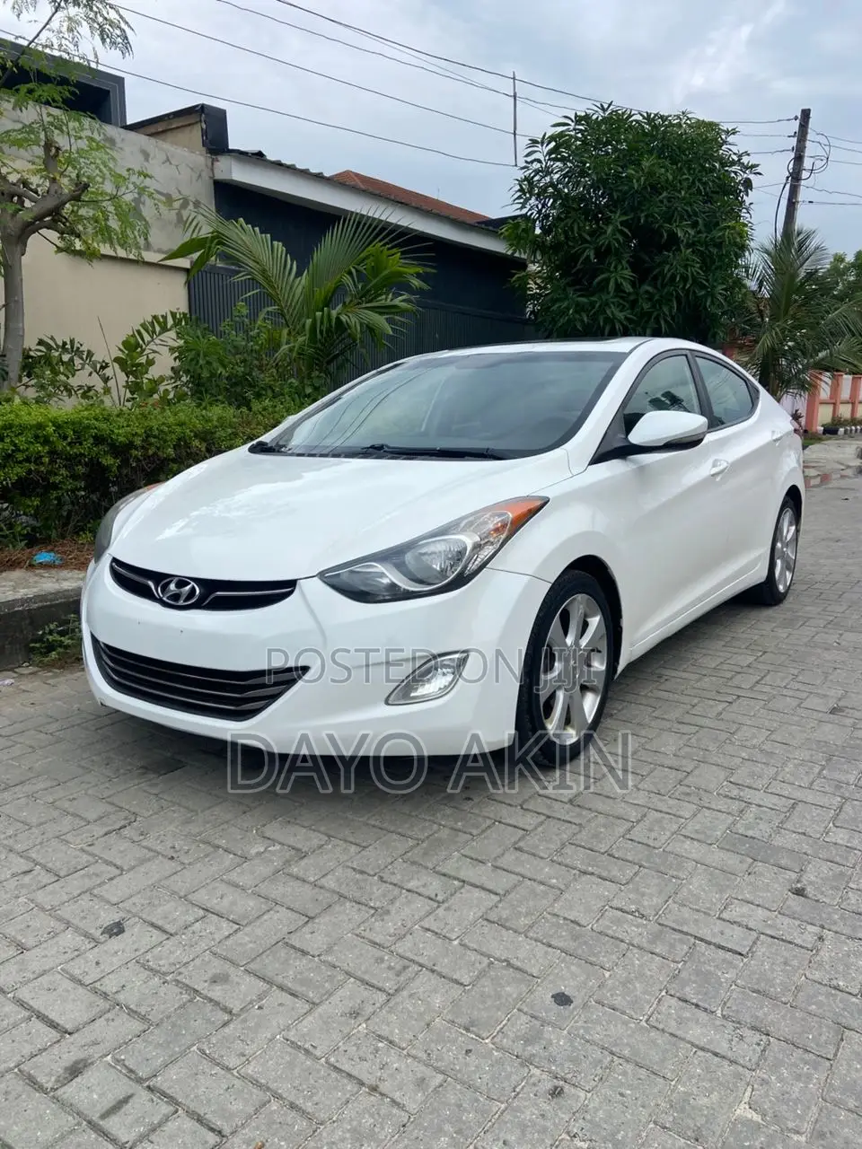 Hyundai Elantra 2013 White